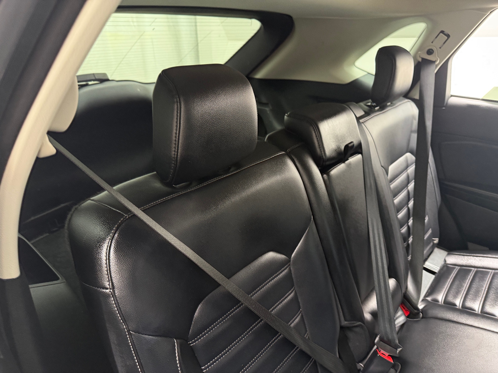 Thumbnail: 2022 Ford Edge - 5