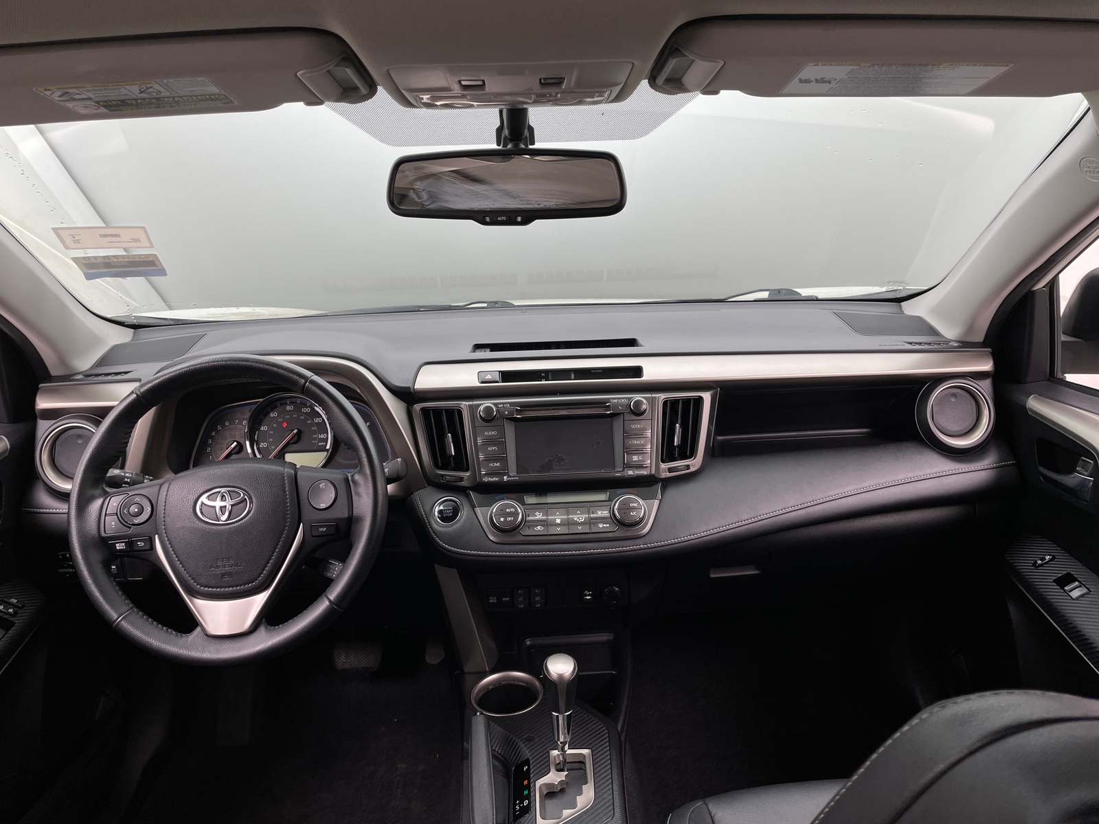 Thumbnail: 2015 Toyota RAV4 - 2