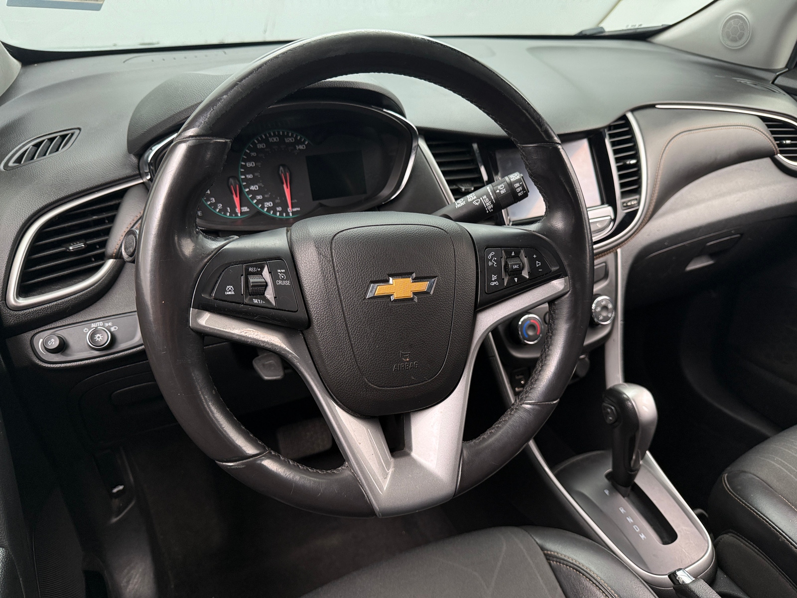 Thumbnail: 2021 Chevrolet Trax - 5