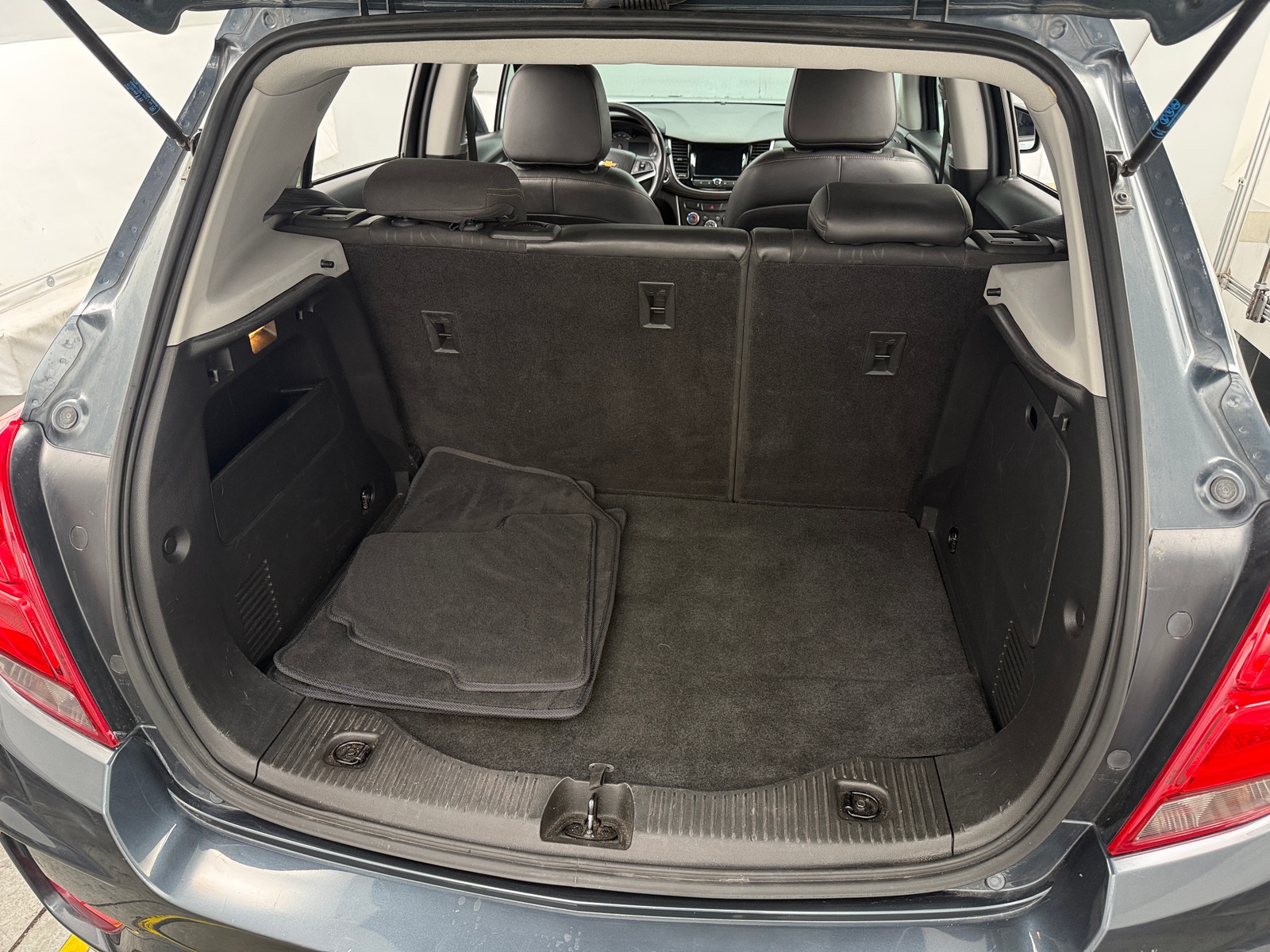 Thumbnail: 2021 Chevrolet Trax - 7