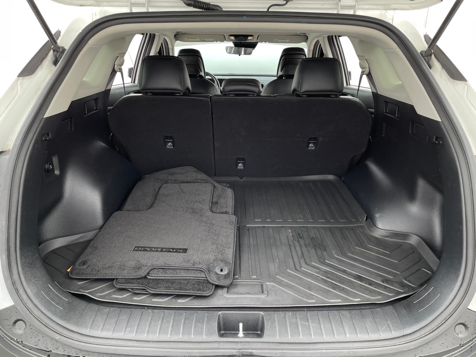 Thumbnail: 2023 Kia Sportage - 6