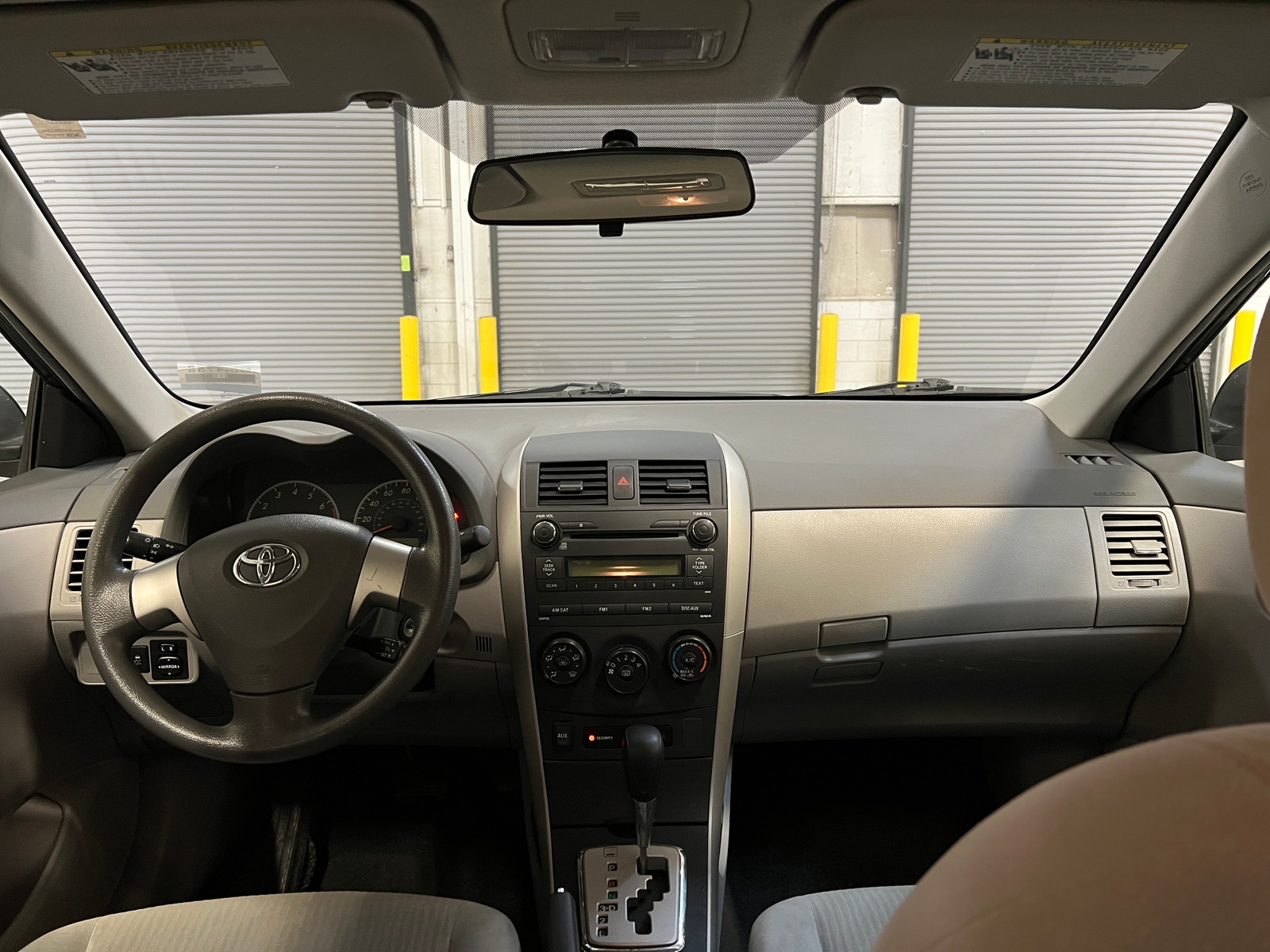 Thumbnail: 2010 Toyota Corolla - 3