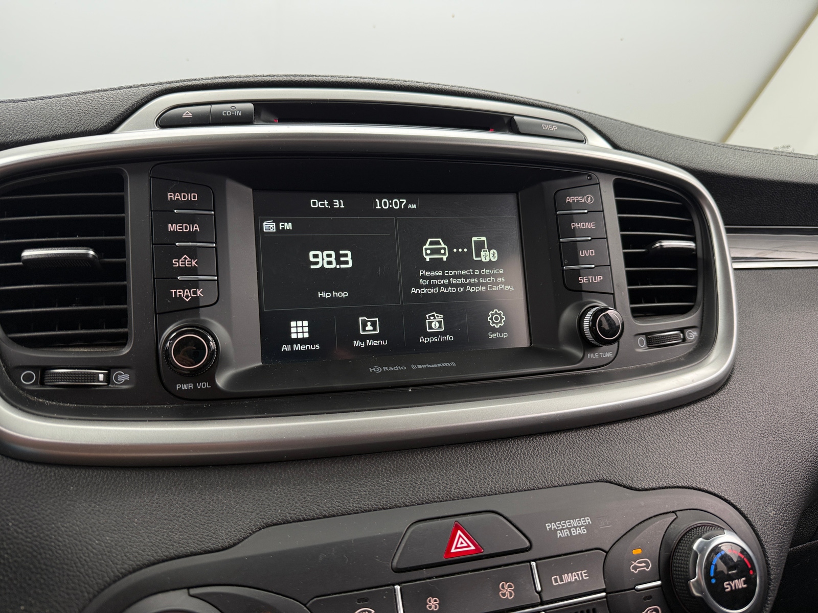 Thumbnail: 2018 Kia Sorento - 4