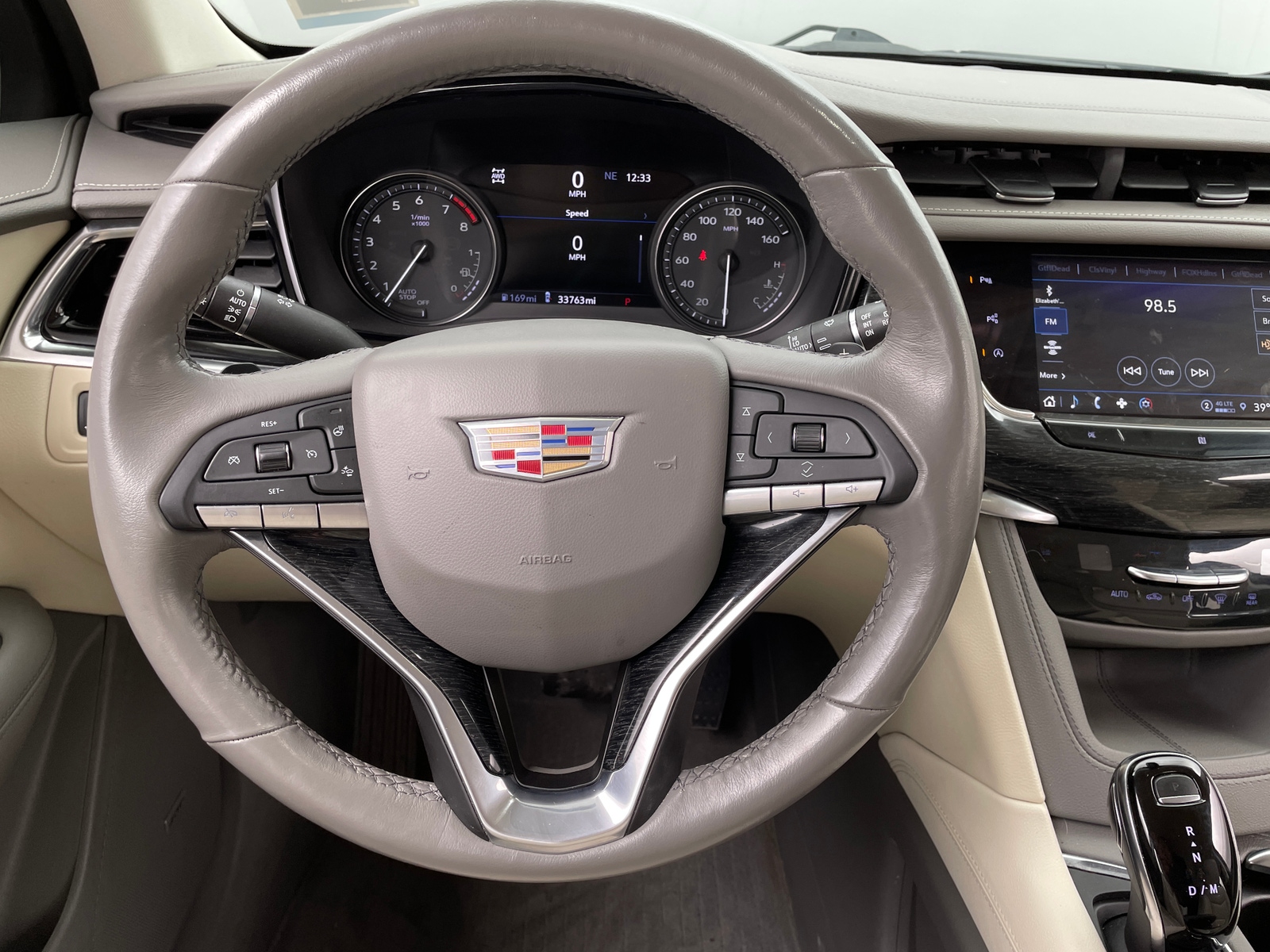 Thumbnail: 2021 Cadillac XT6 - 4