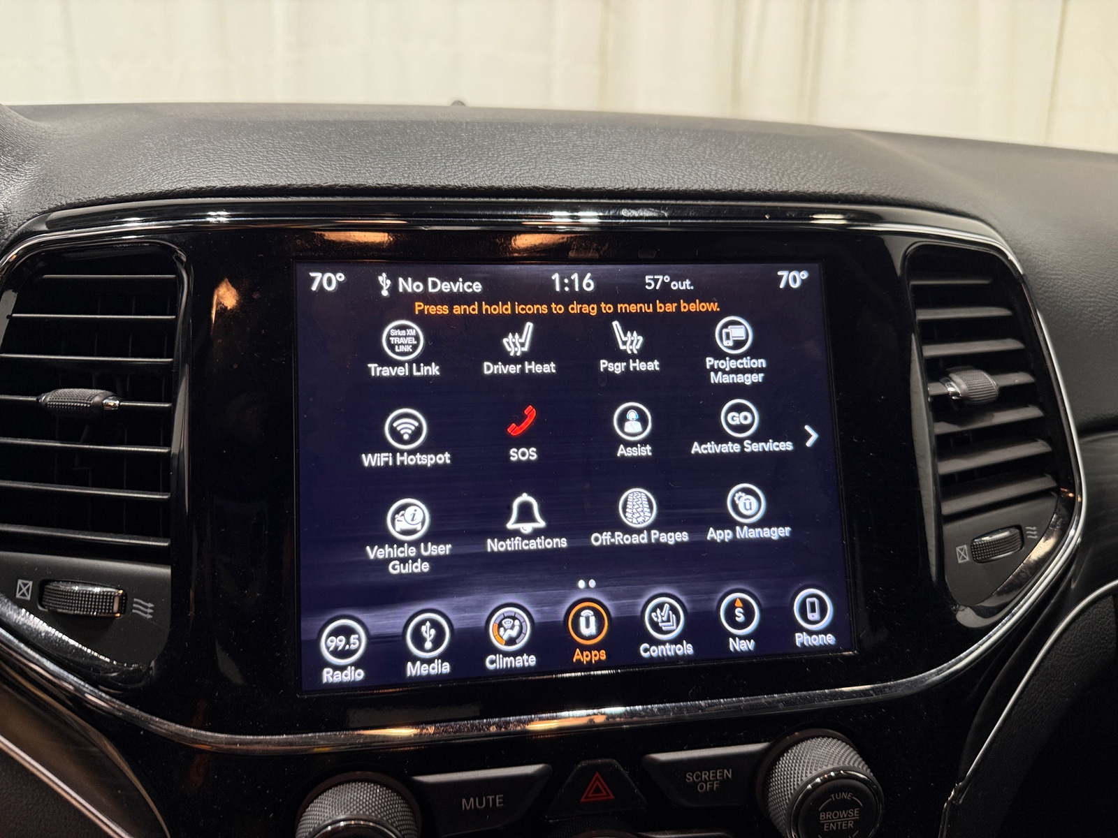 Thumbnail: 2019 Jeep Grand Cherokee - 3