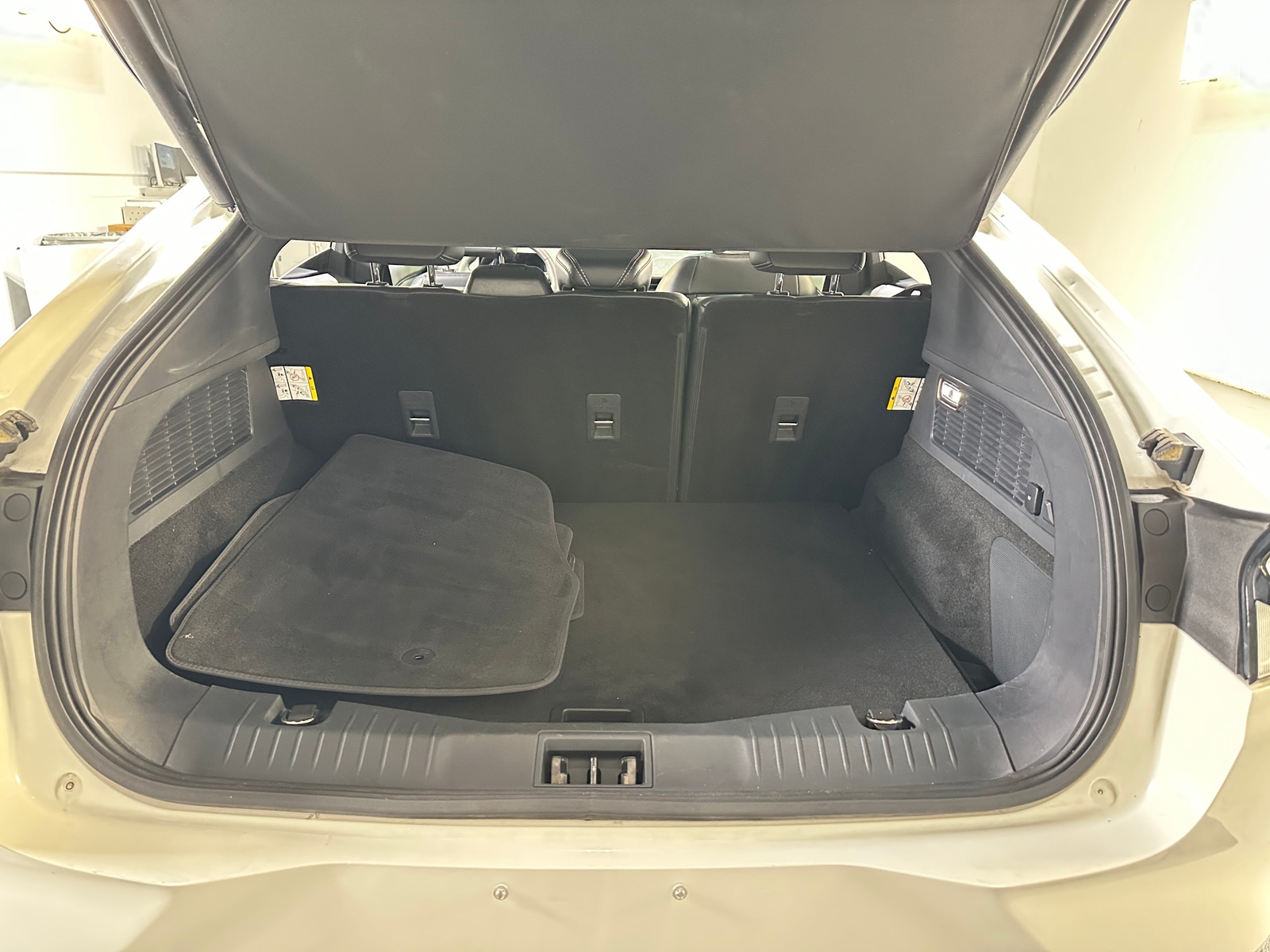 Thumbnail: 2022 Ford Mustang Mach-E - 6