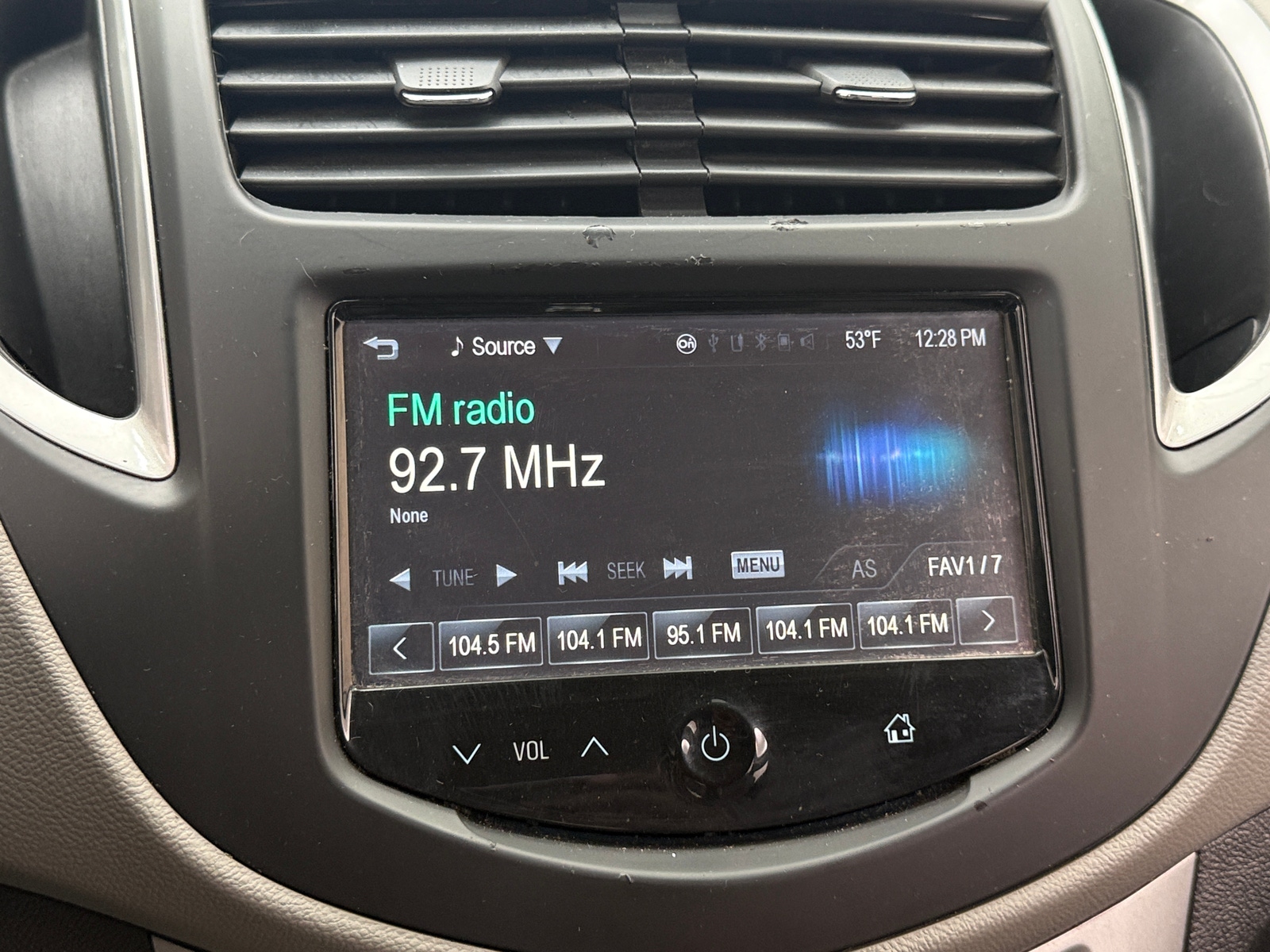 Thumbnail: 2016 Chevrolet Trax - 4