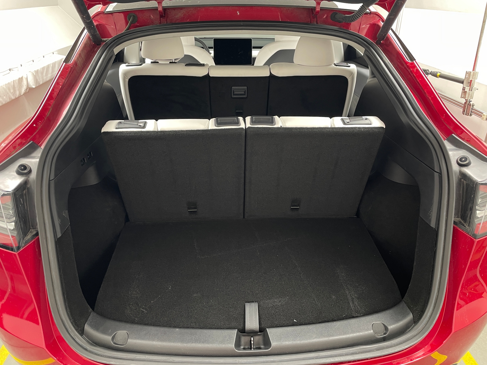 Thumbnail: 2023 Tesla Model Y - 6