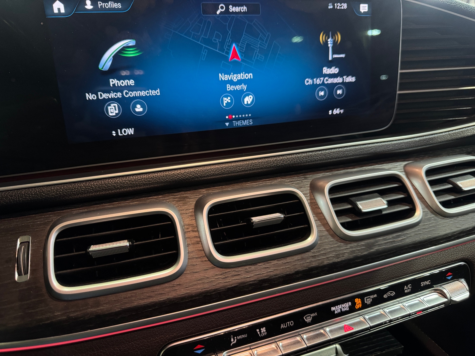 Thumbnail: 2022 Mercedes-Benz GLE - 3