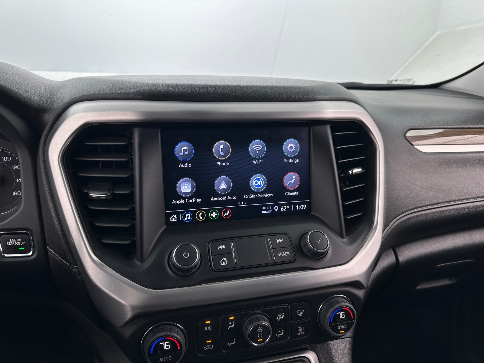 Thumbnail: 2023 GMC Acadia - 4