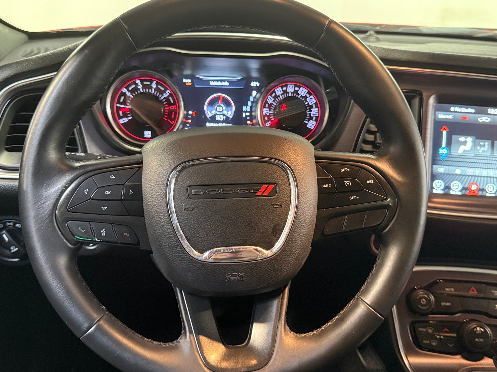 Thumbnail: 2017 Dodge Challenger - 5