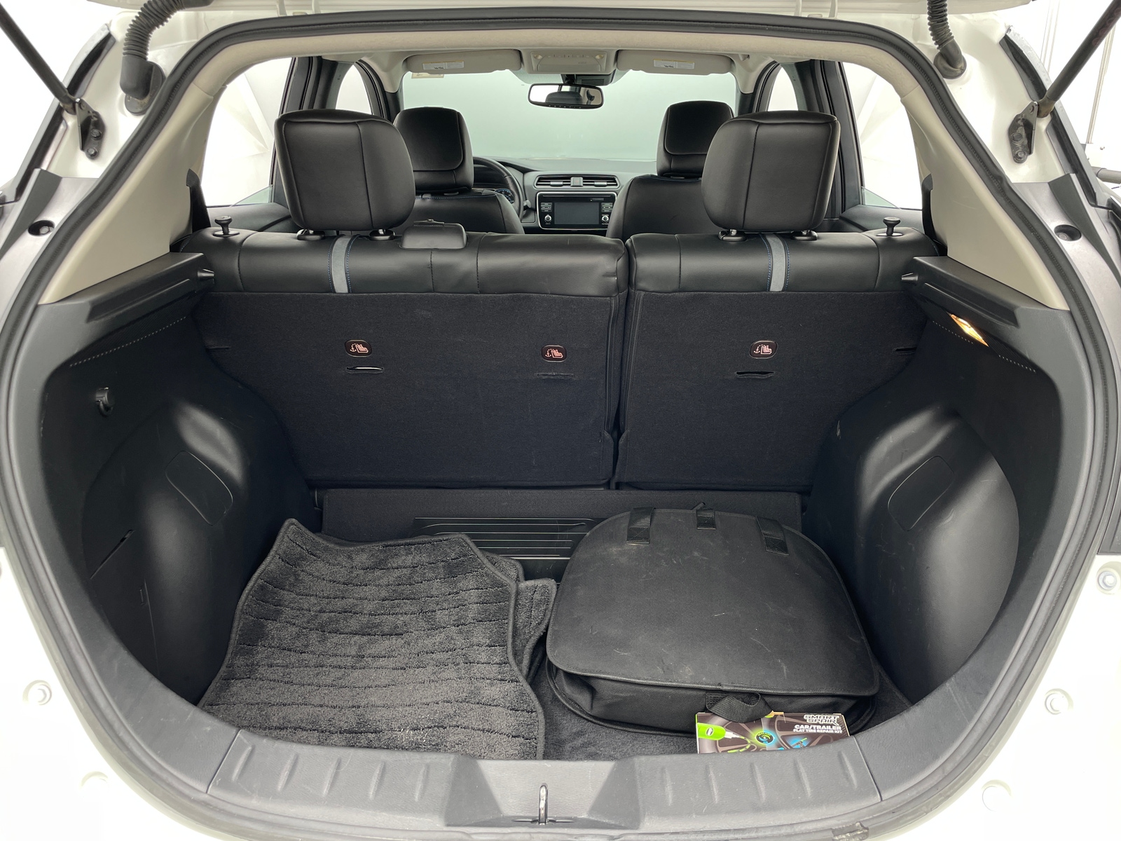 Thumbnail: 2019 Nissan Leaf - 6