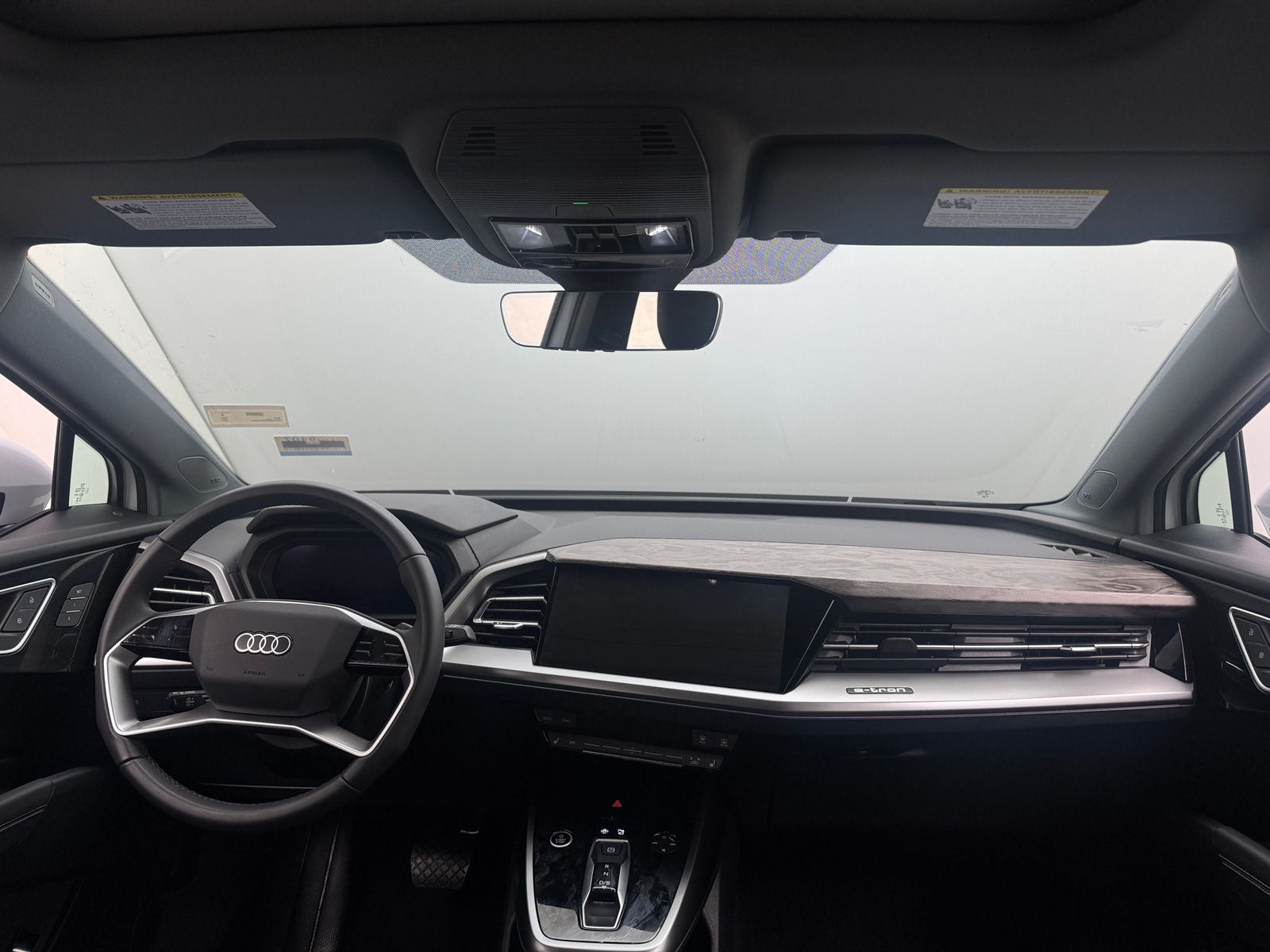 Thumbnail: 2025 Audi Q4 e-tron - 2