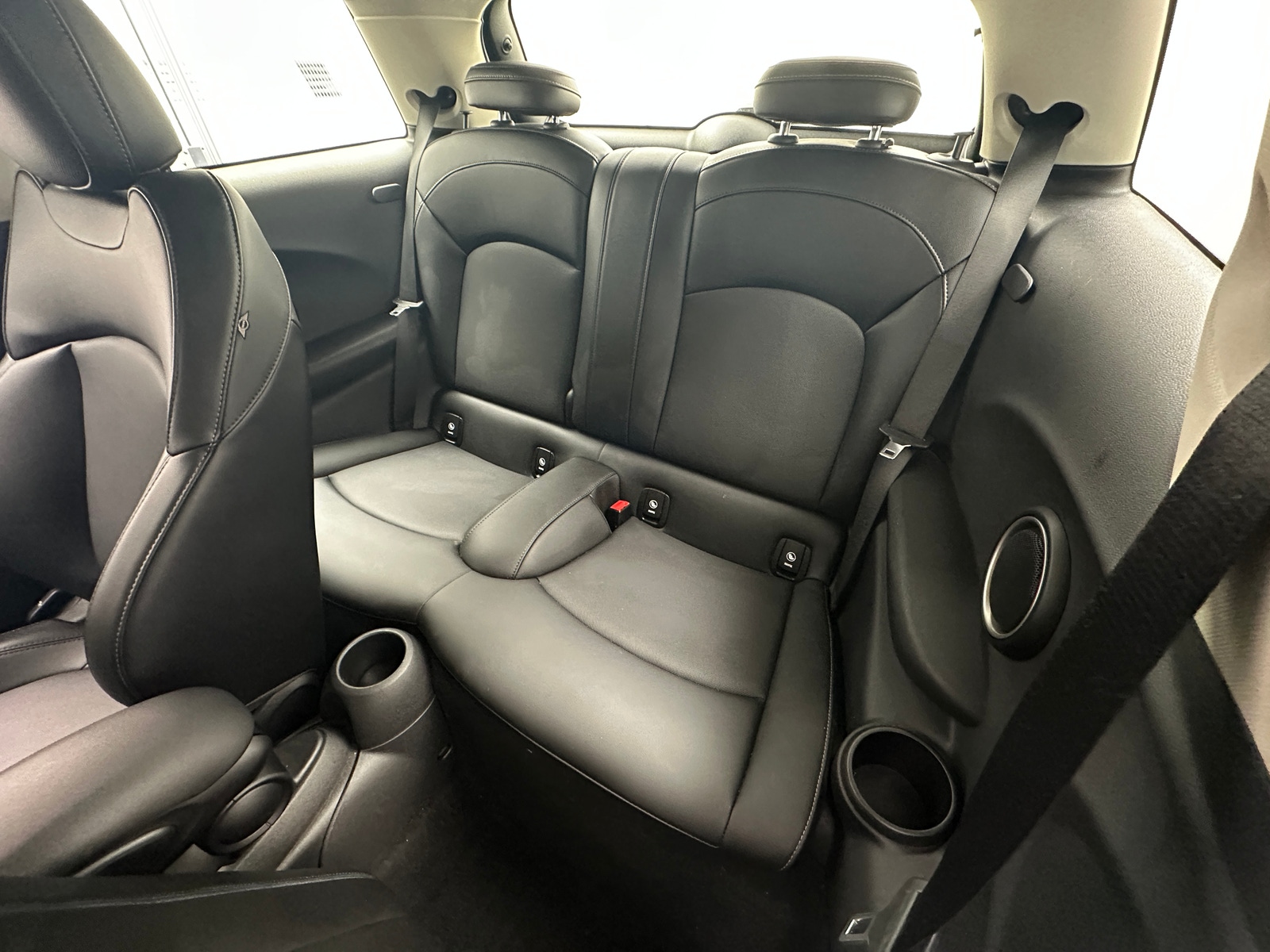 Thumbnail: 2015 MINI Cooper Hardtop - 5