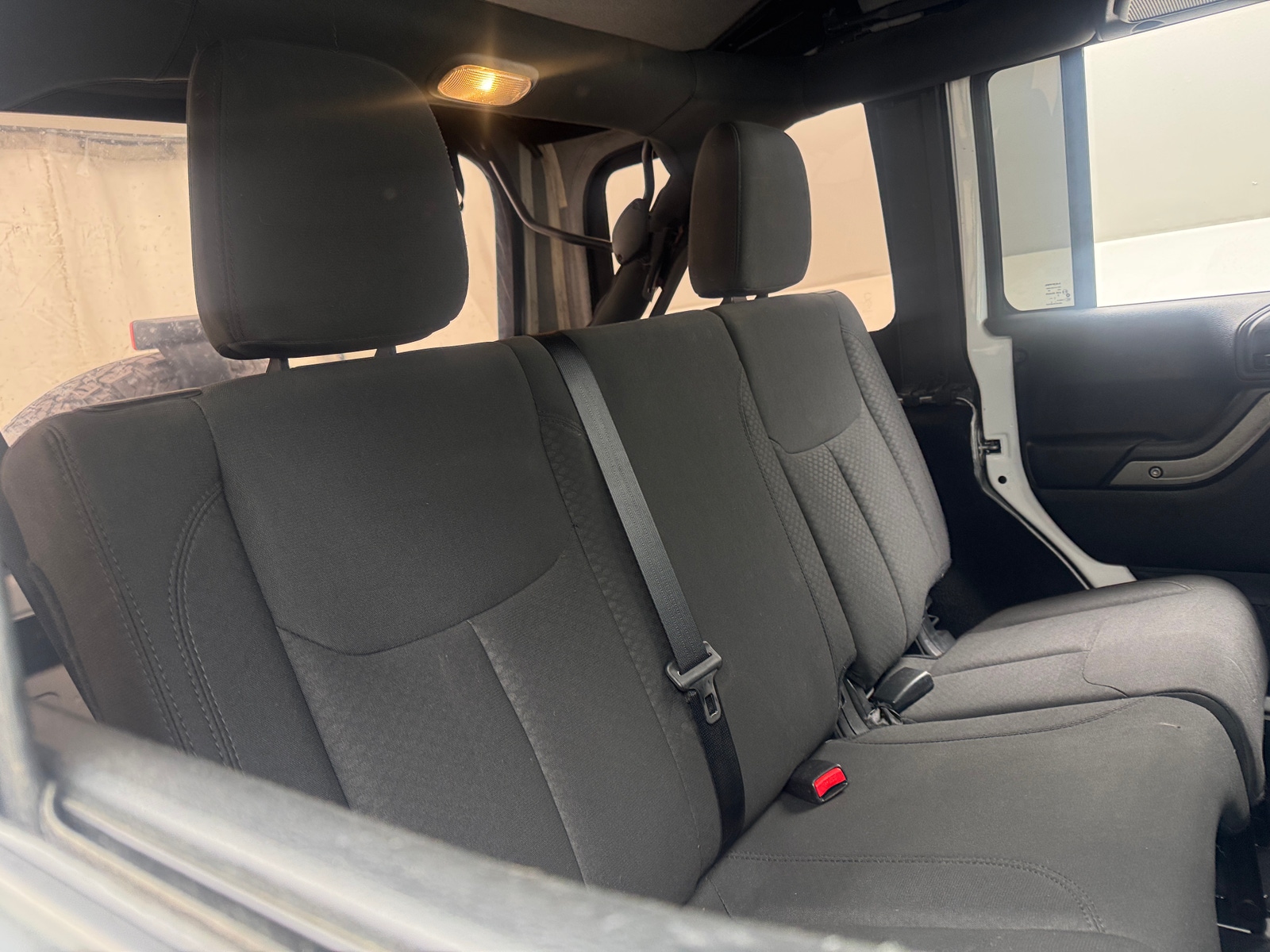 Thumbnail: 2018 Jeep Wrangler - 6