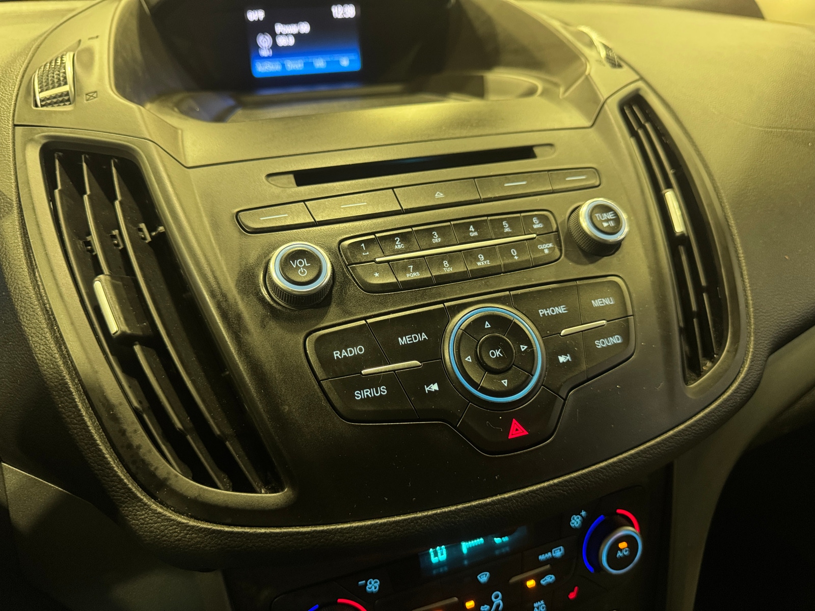 Thumbnail: 2018 Ford Escape - 4