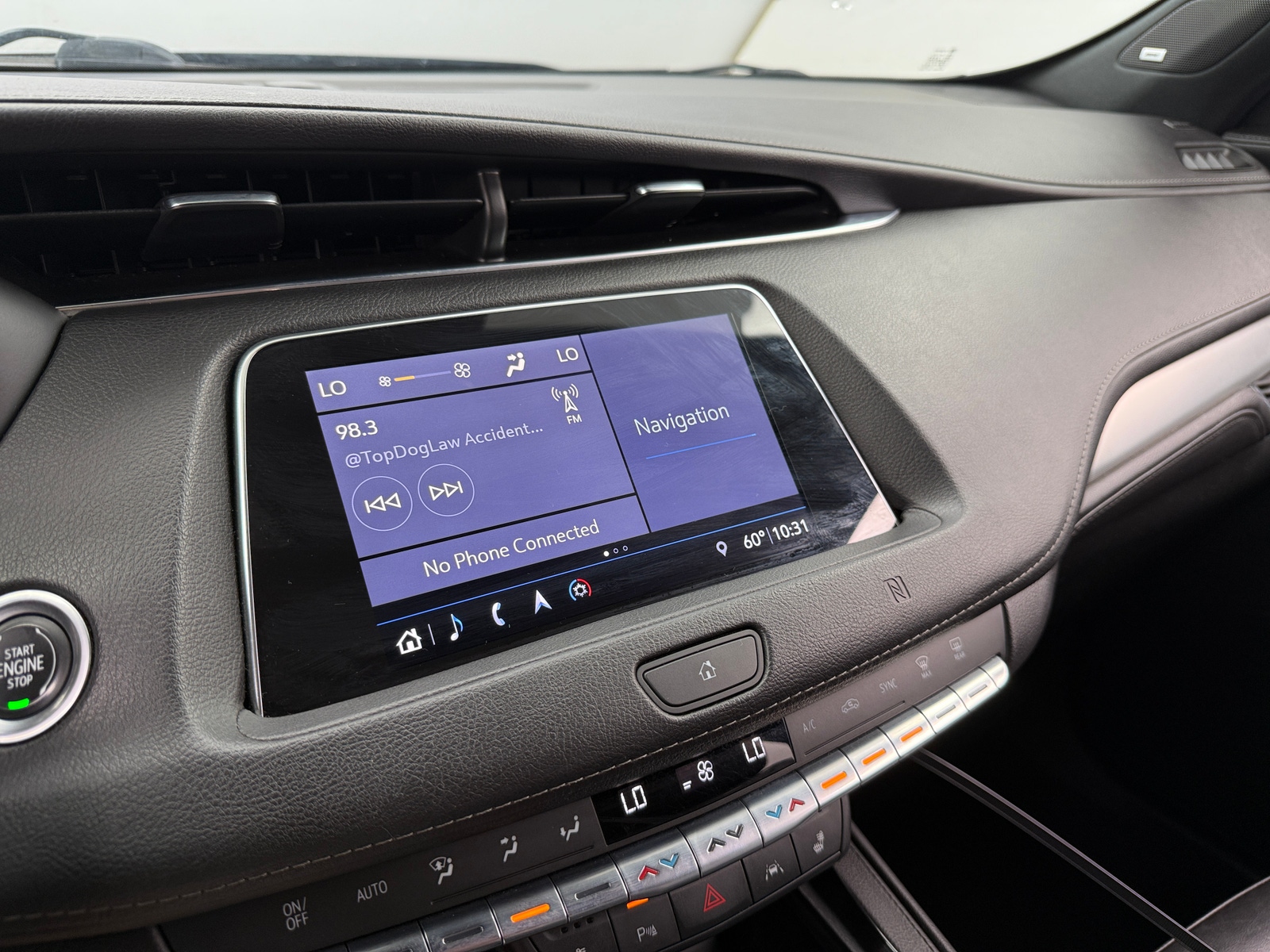 Thumbnail: 2019 Cadillac XT4 - 4