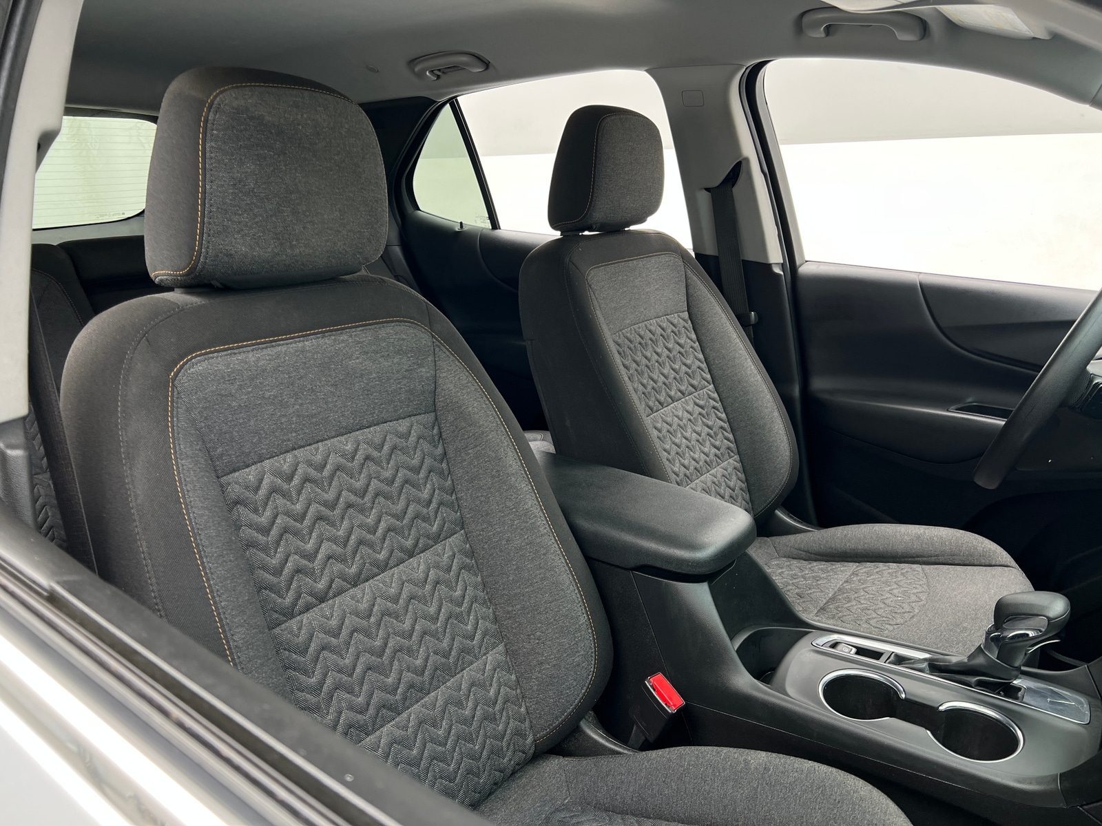 Thumbnail: 2022 Chevrolet Equinox - 2