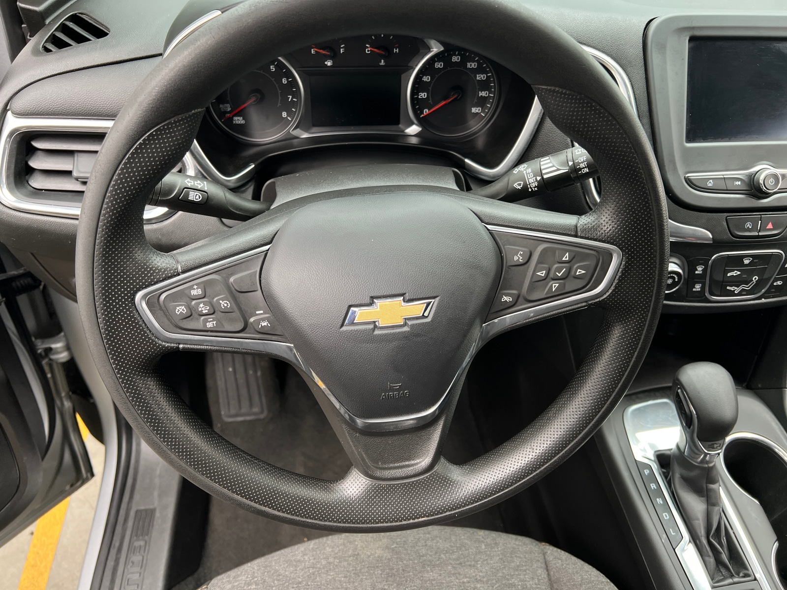 Thumbnail: 2022 Chevrolet Equinox - 5