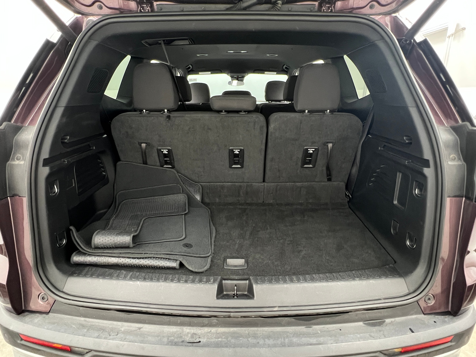 Thumbnail: 2025 GMC Acadia - 7