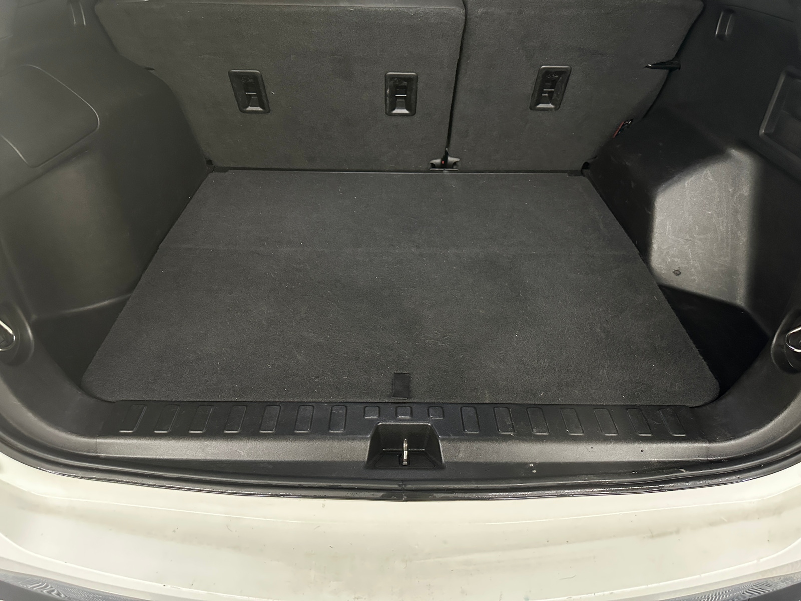 Thumbnail: 2019 Chevrolet Equinox - 7