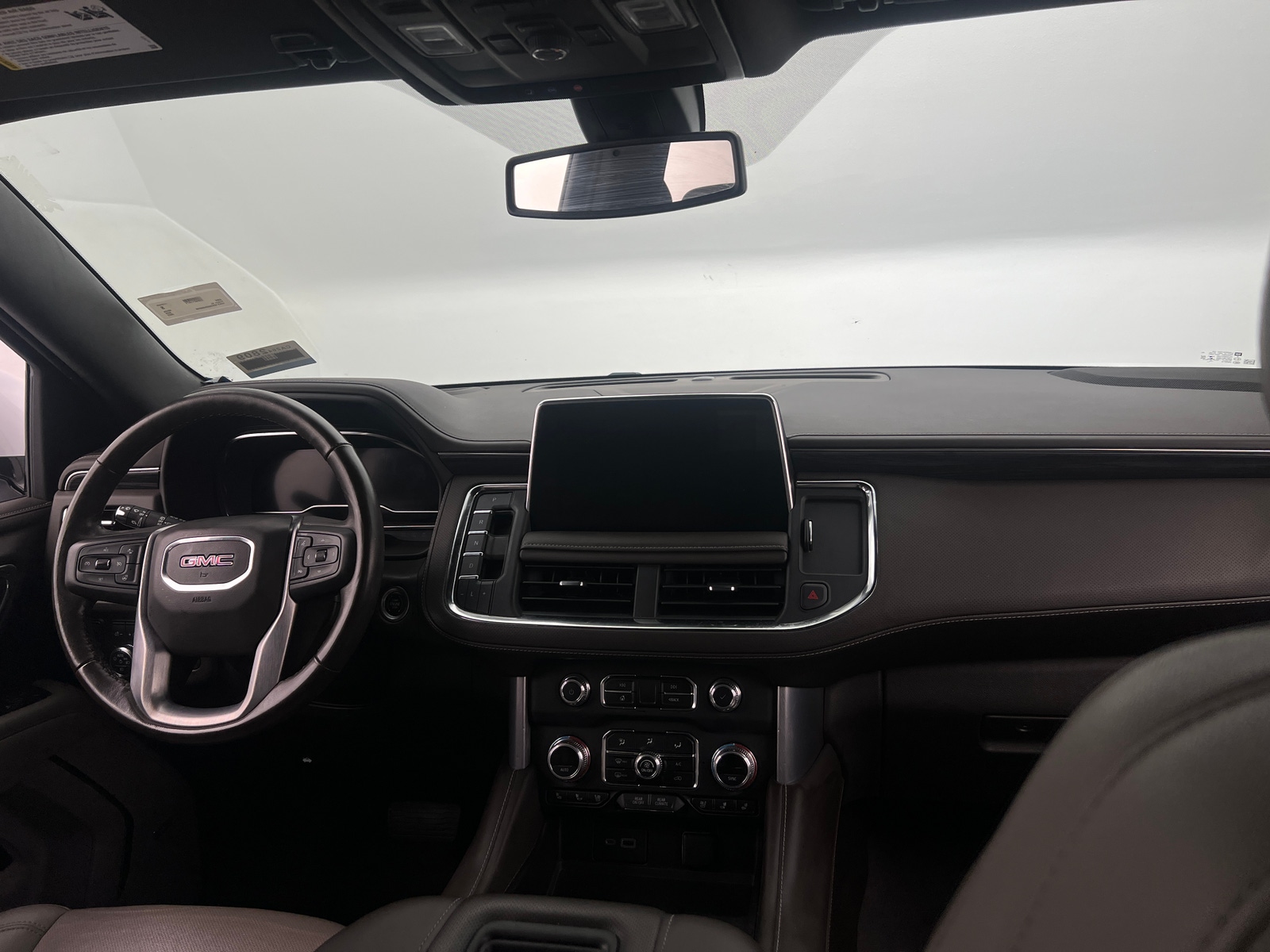 Thumbnail: 2022 GMC Yukon XL - 2