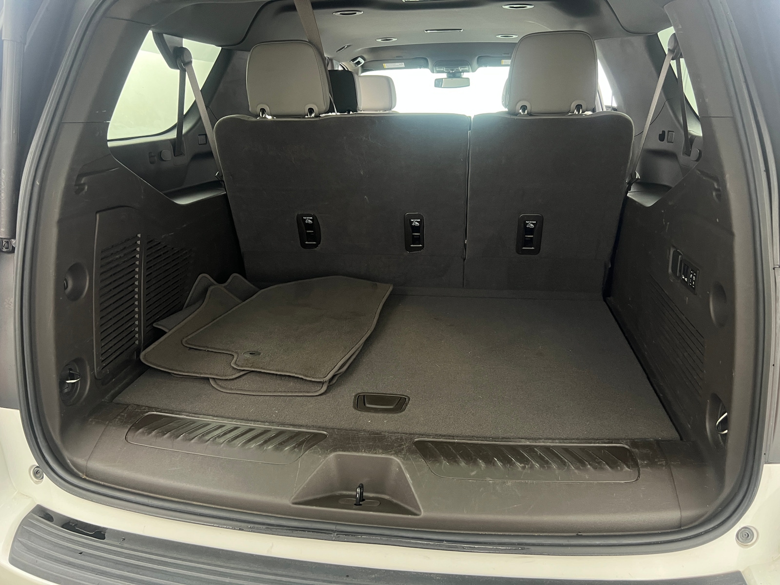 Thumbnail: 2022 GMC Yukon XL - 6