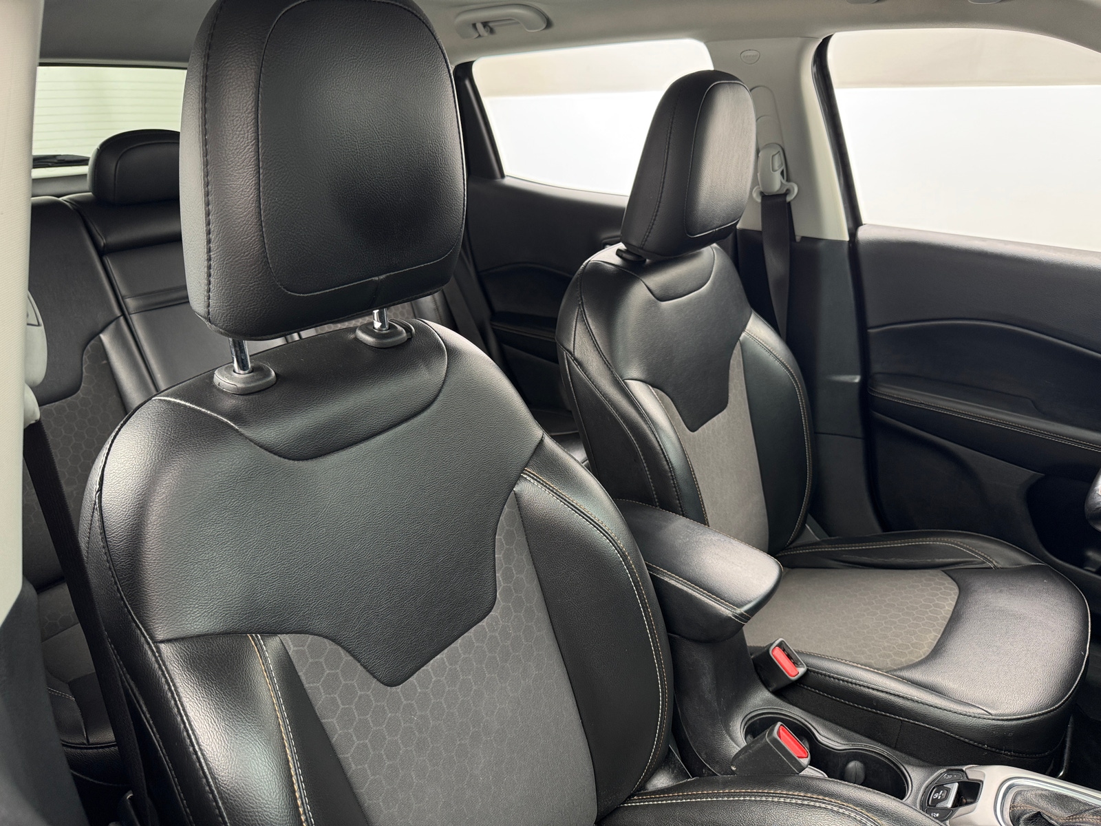 Thumbnail: 2019 Jeep Compass - 2