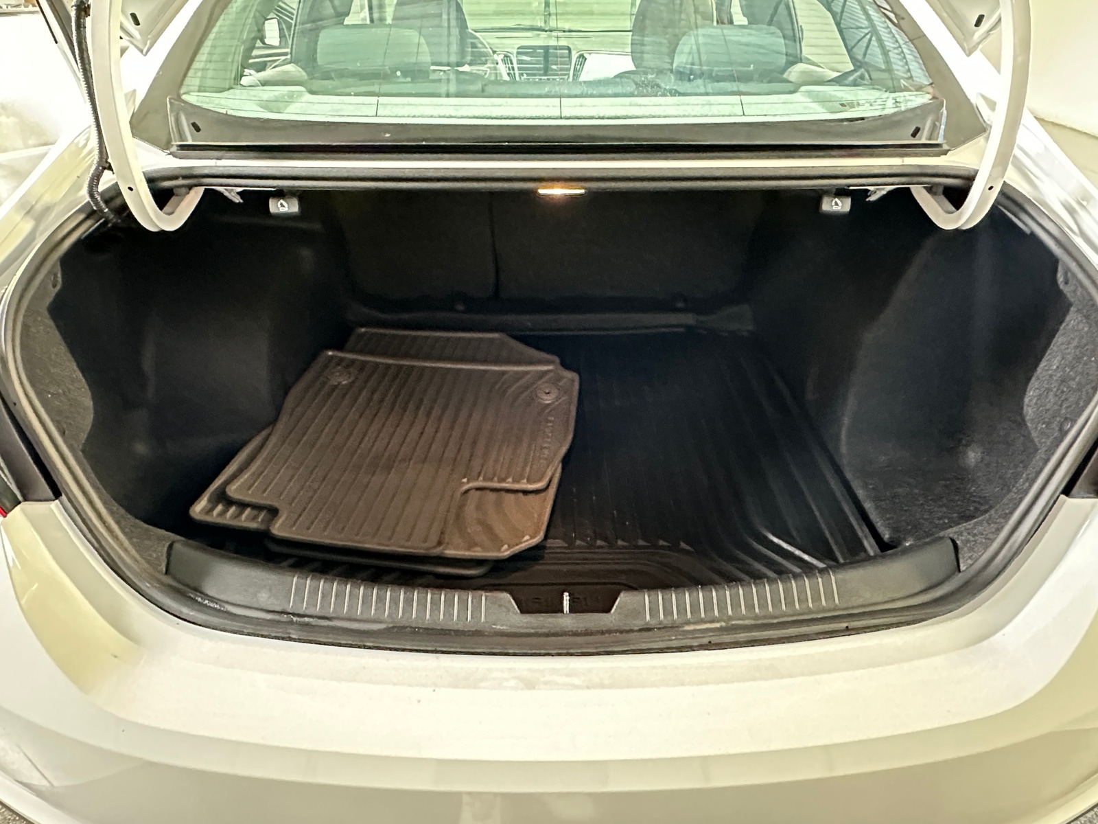 Thumbnail: 2022 Chevrolet Malibu - 7