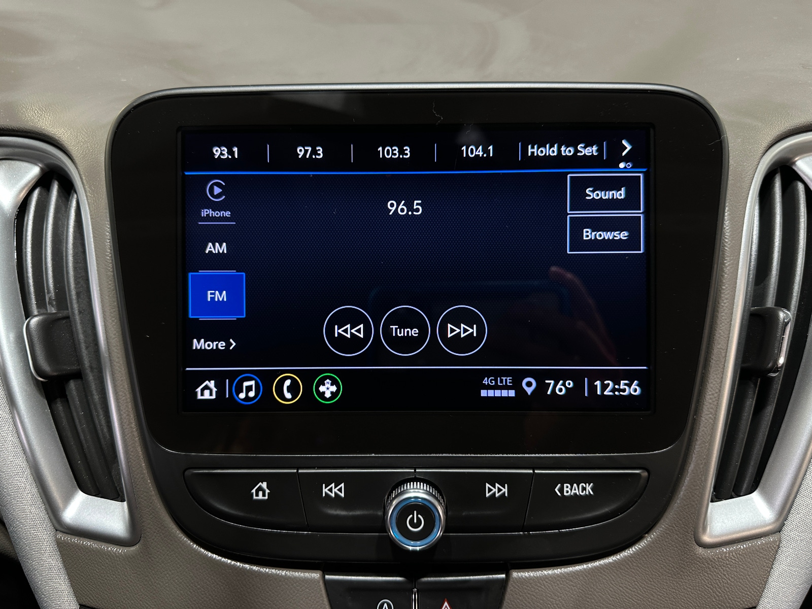 Thumbnail: 2022 Chevrolet Malibu - 4