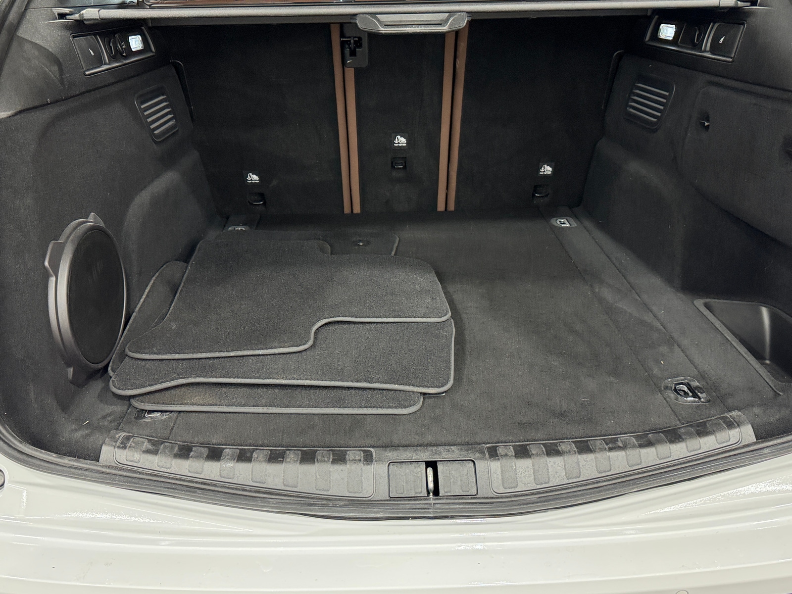 Thumbnail: 2022 Alfa Romeo Stelvio - 6