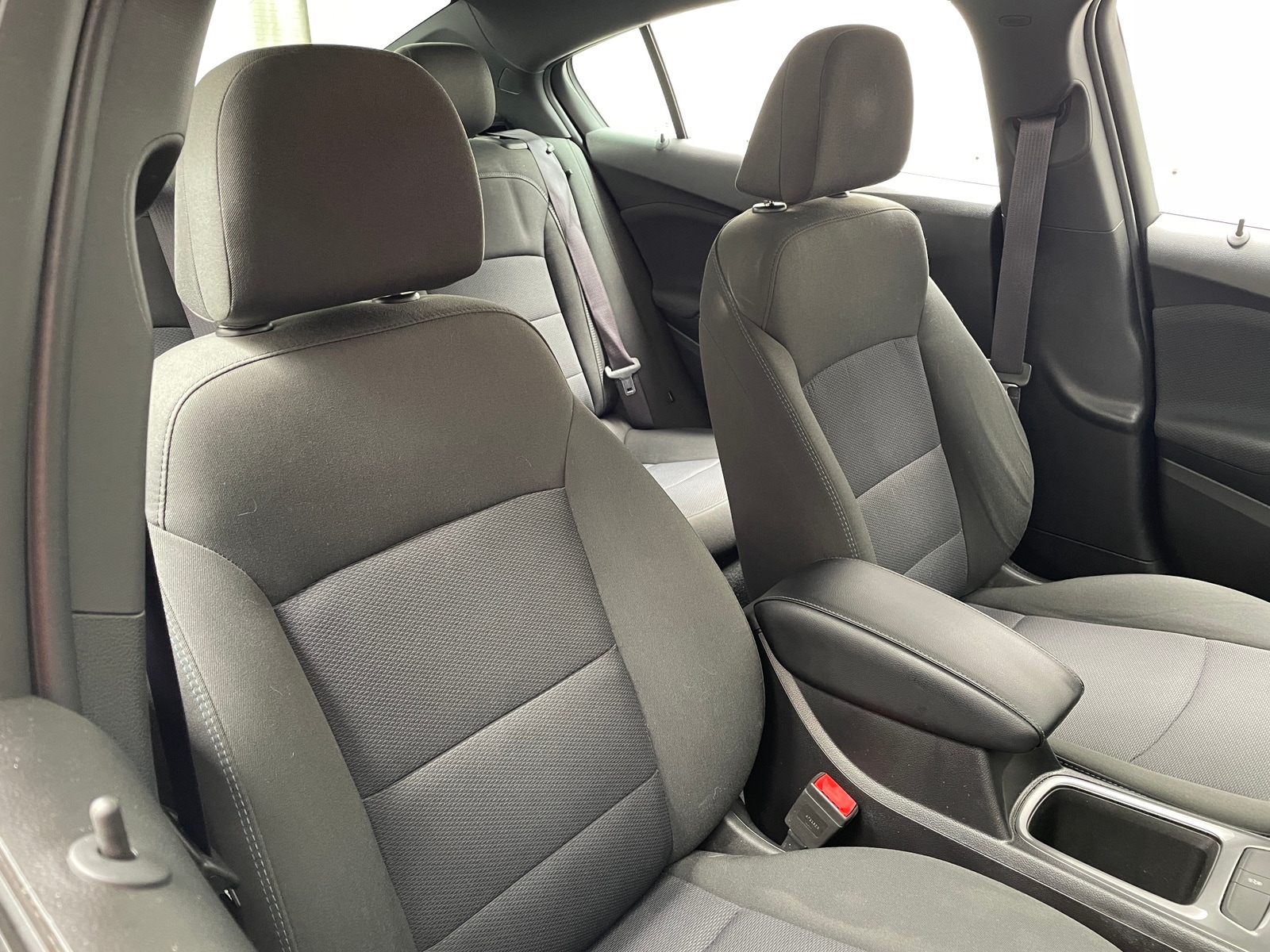 Thumbnail: 2017 Chevrolet Cruze - 2