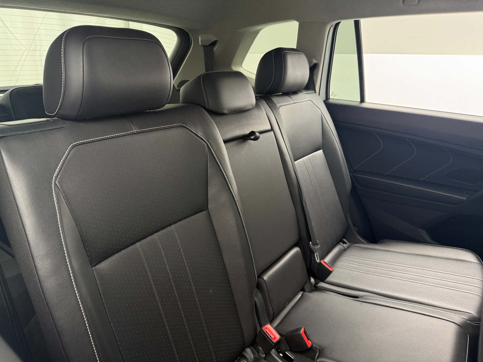 Thumbnail: 2024 Volkswagen Tiguan - 5