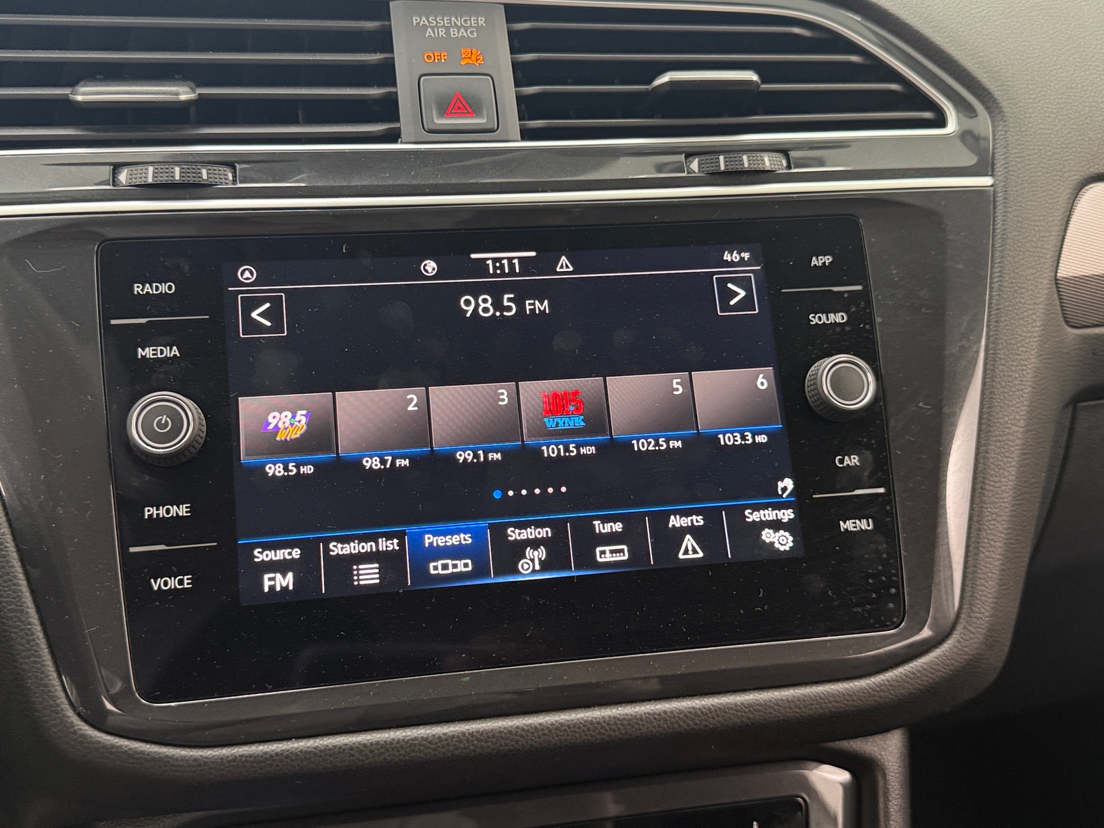 Thumbnail: 2024 Volkswagen Tiguan - 3