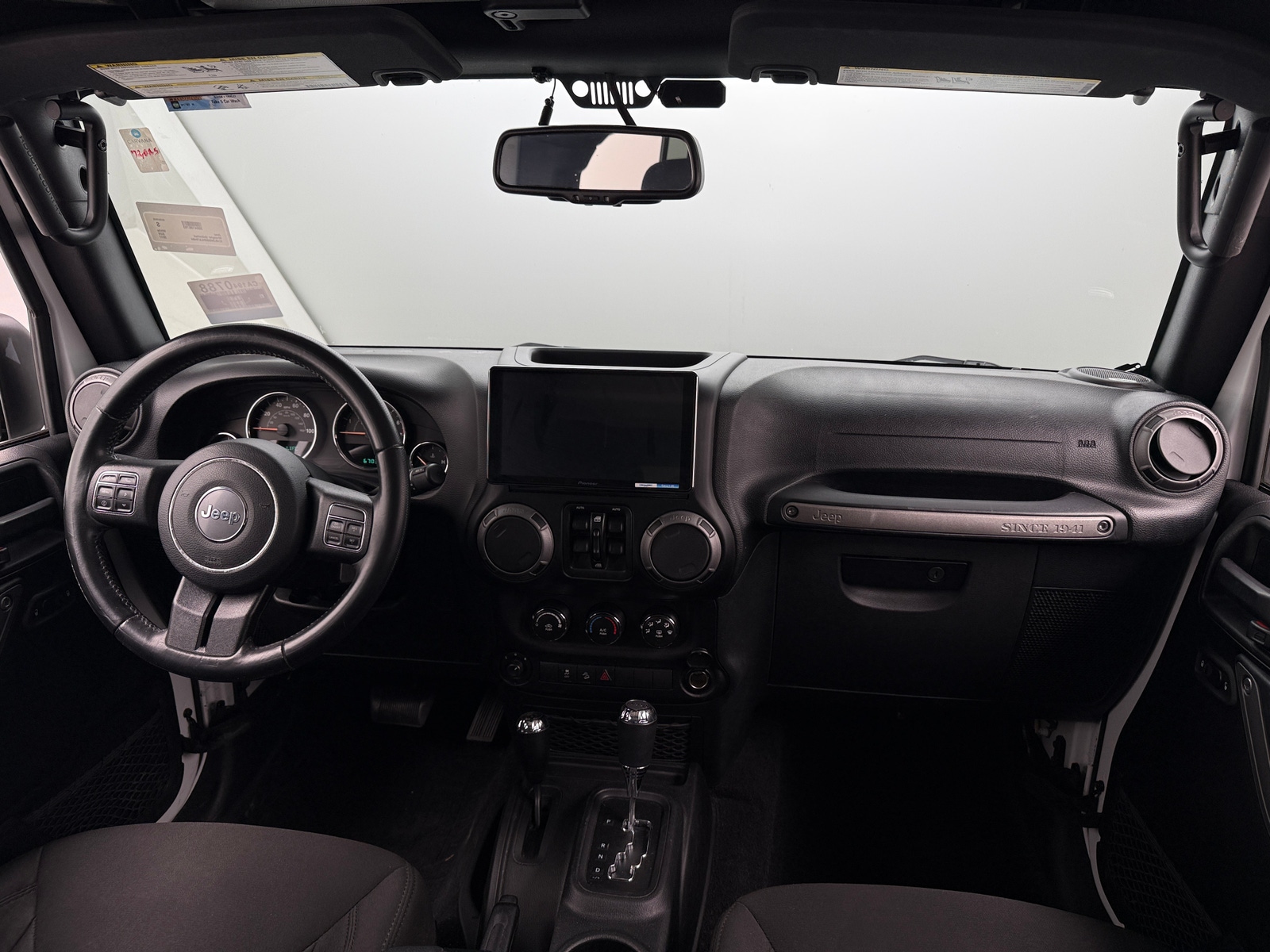 Thumbnail: 2017 Jeep Wrangler - 3