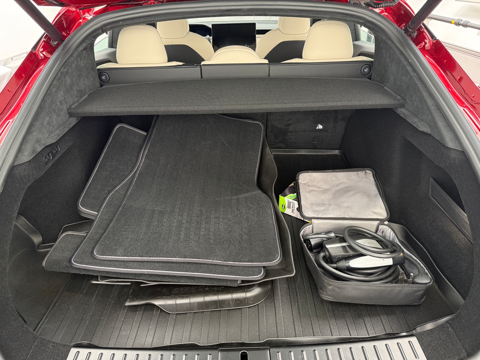 Thumbnail: 2023 Tesla Model S - 6