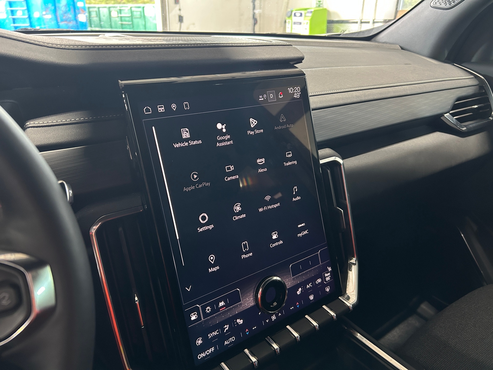 Thumbnail: 2025 GMC Acadia - 4