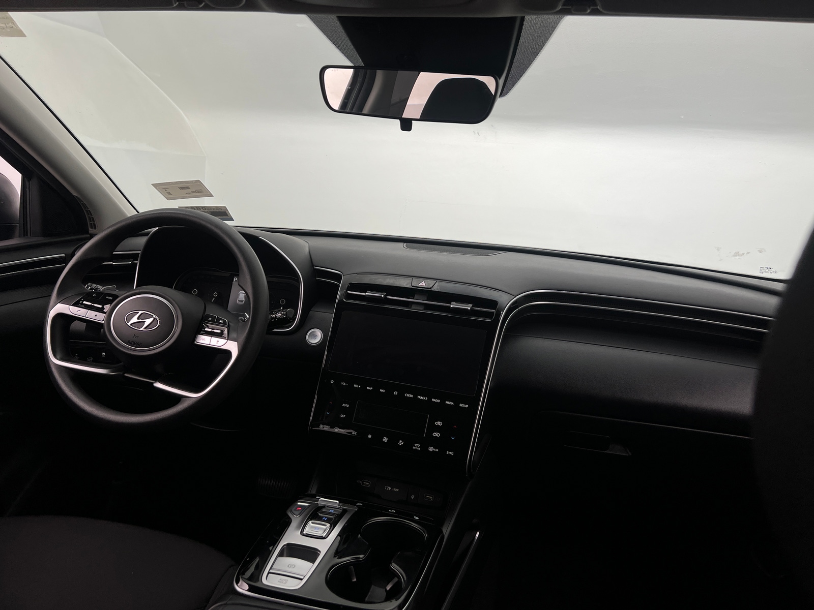 Thumbnail: 2024 Hyundai Tucson - 3