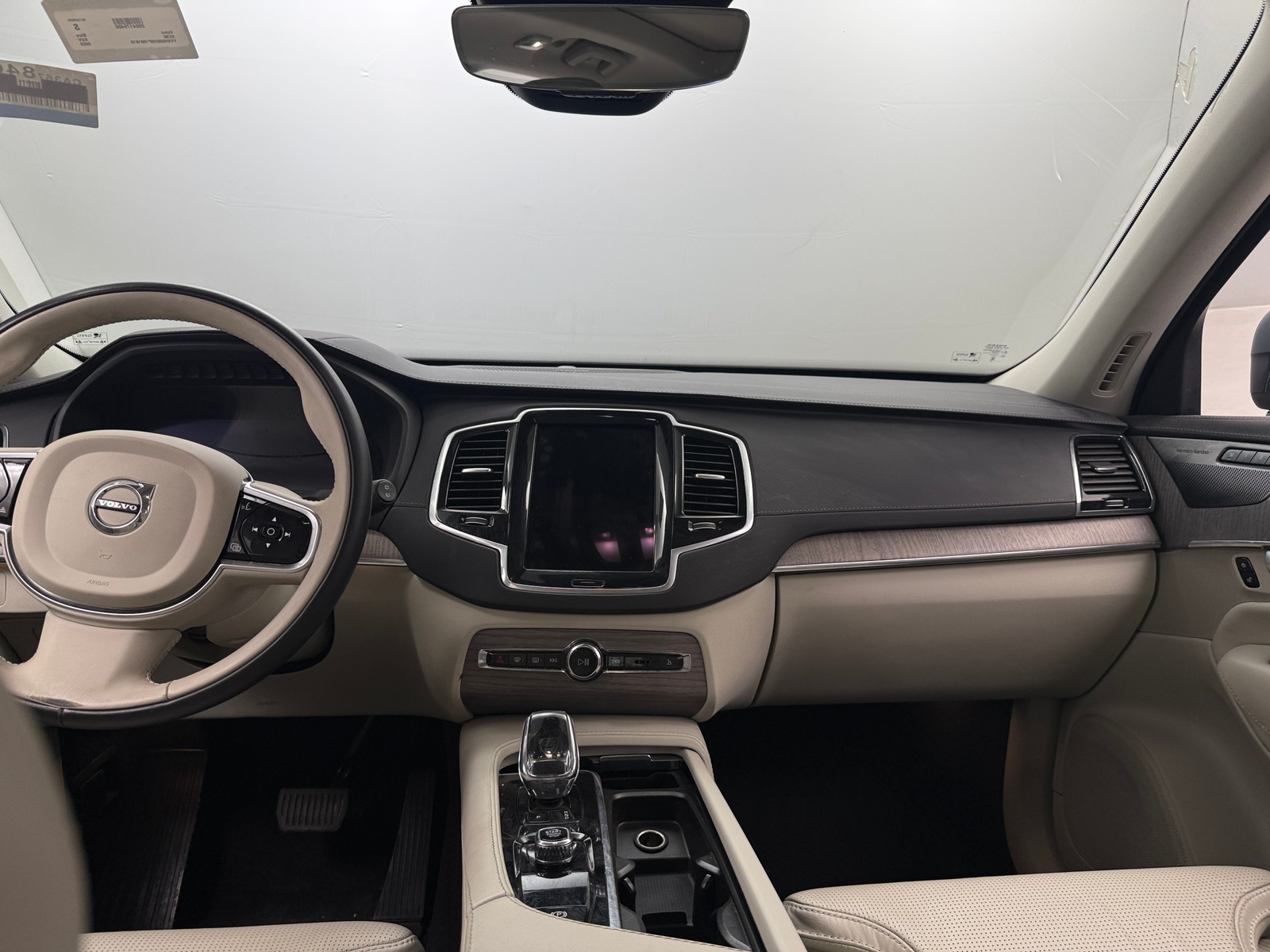 Thumbnail: 2023 Volvo XC90 - 2