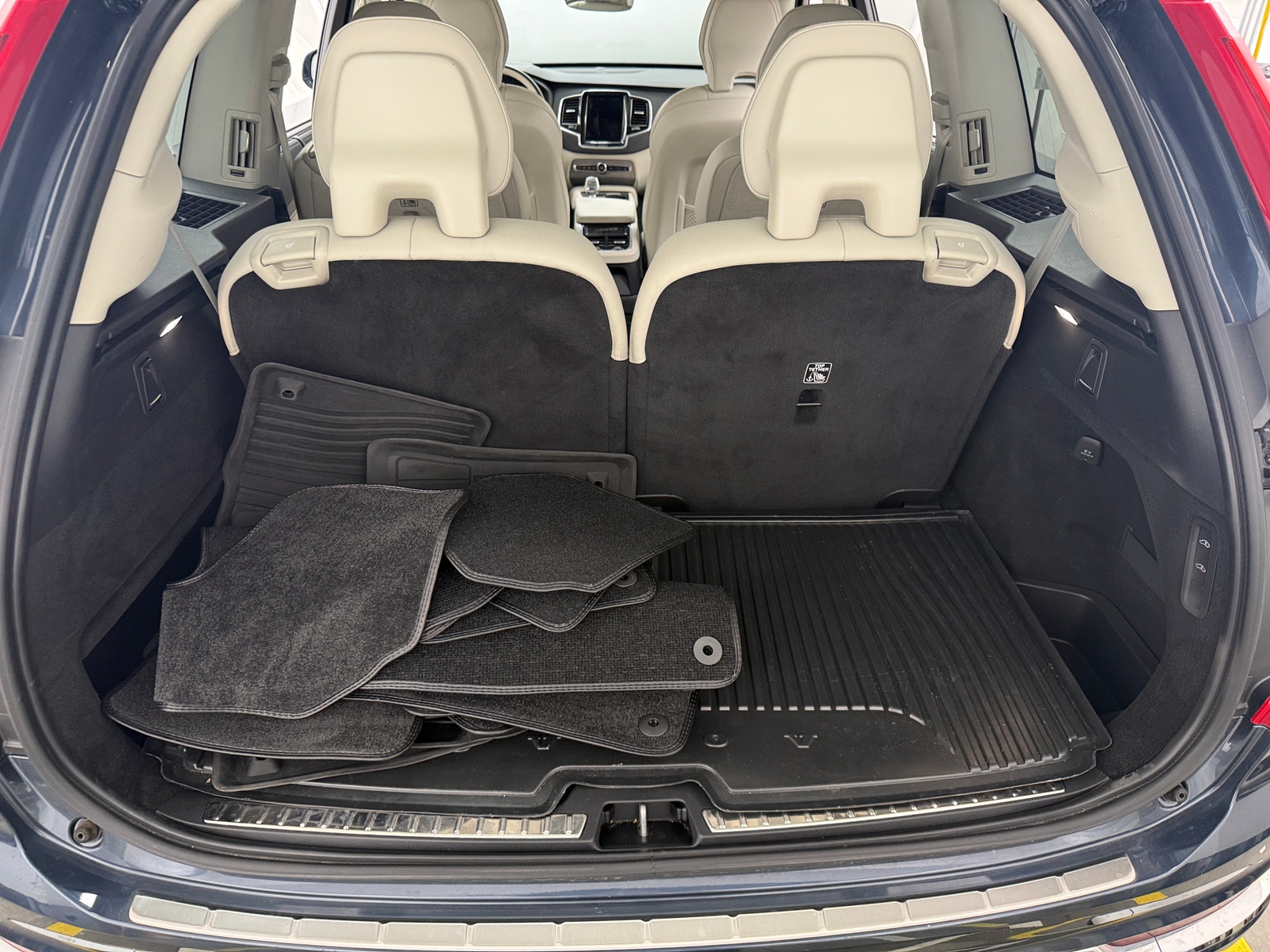 Thumbnail: 2023 Volvo XC90 - 6