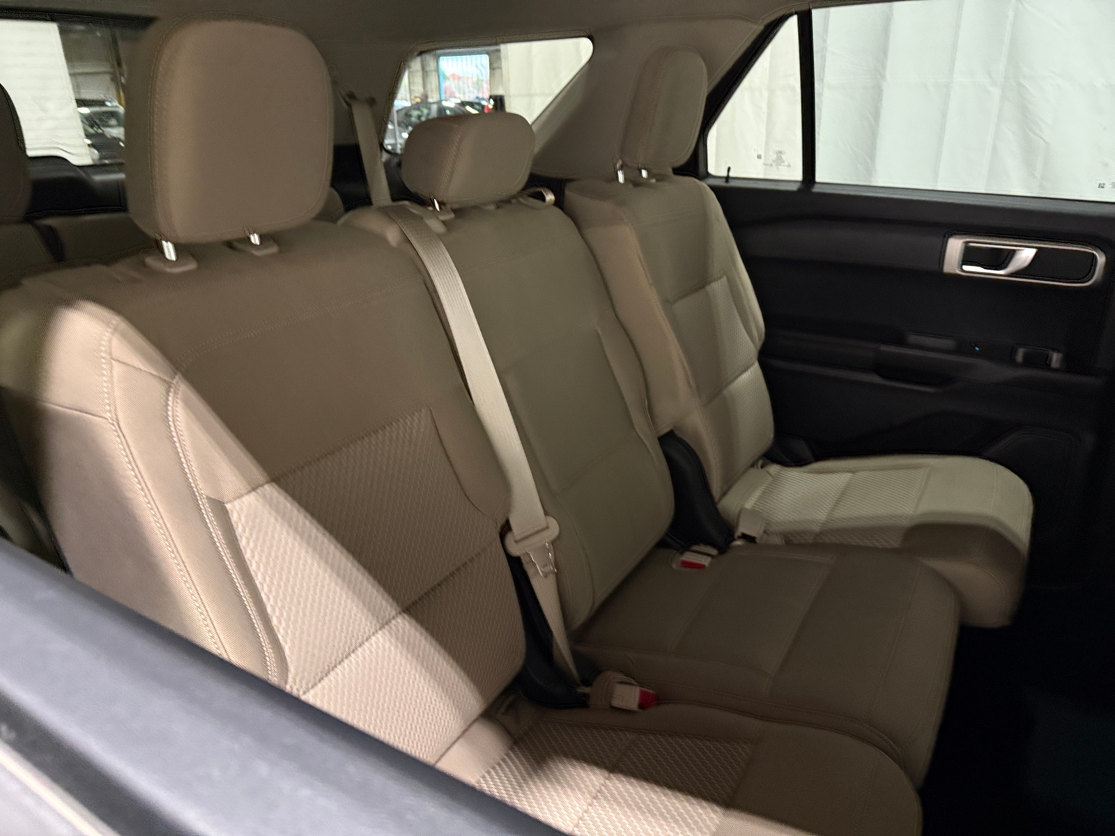 Thumbnail: 2022 Ford Explorer - 6