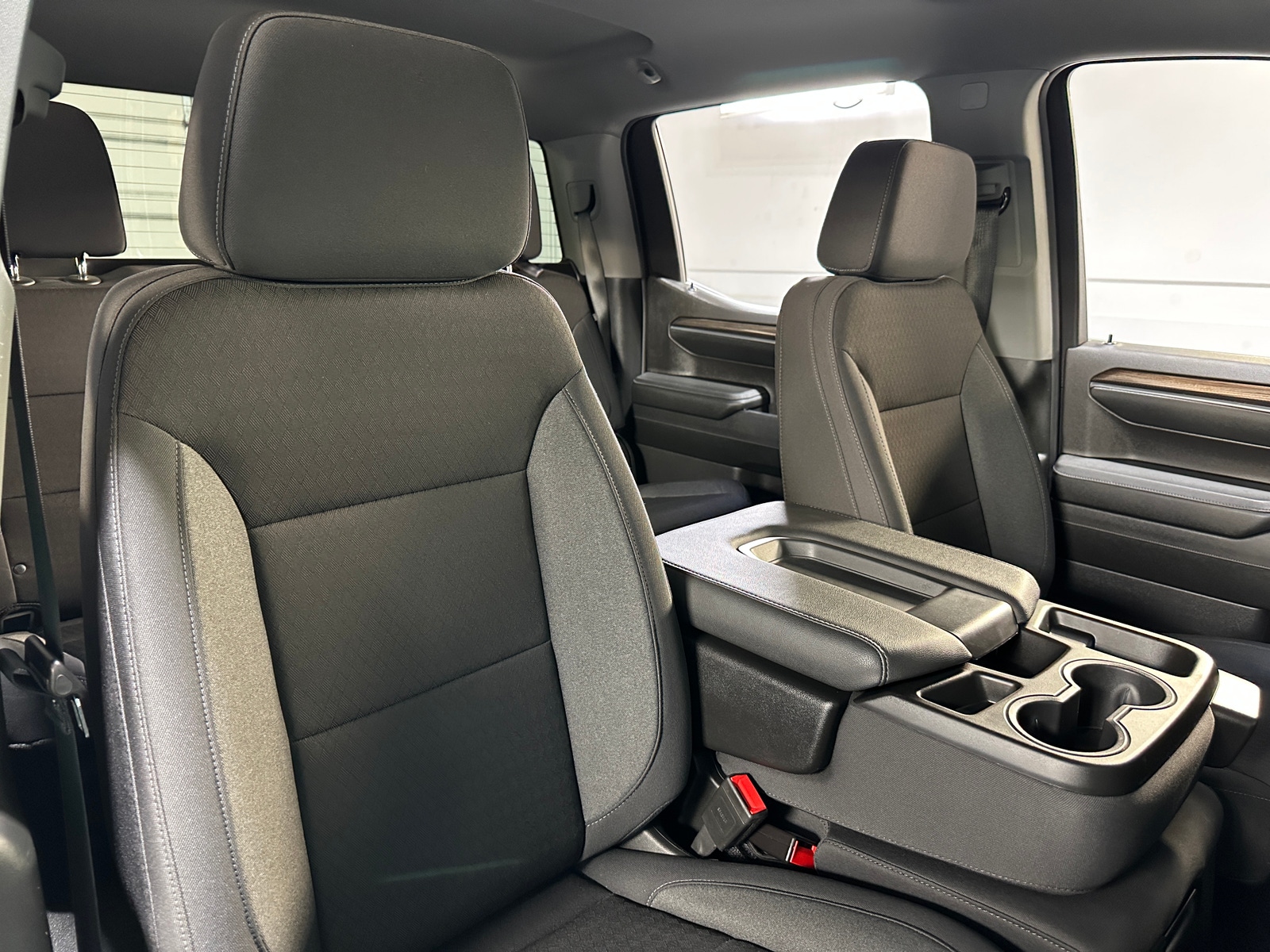 Thumbnail: 2024 Chevrolet Silverado 1500 - 2