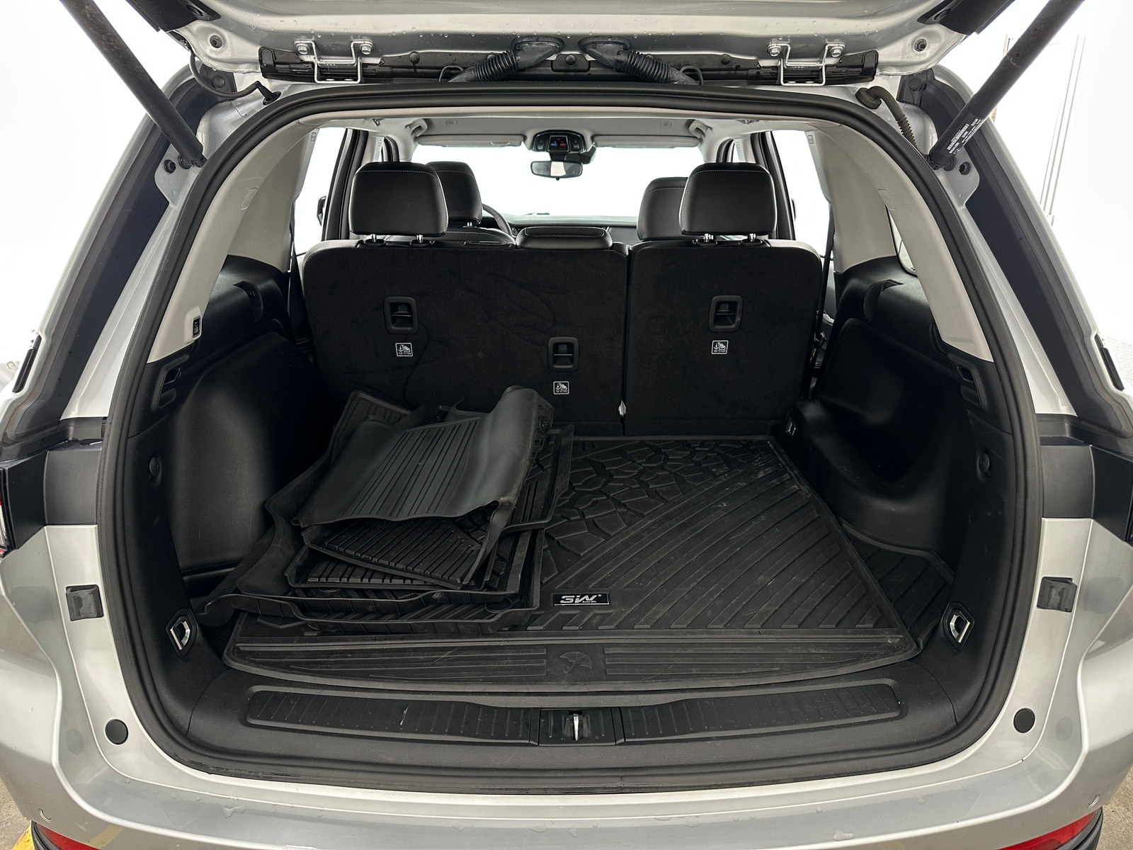 Thumbnail: 2023 Jeep Grand Cherokee - 6