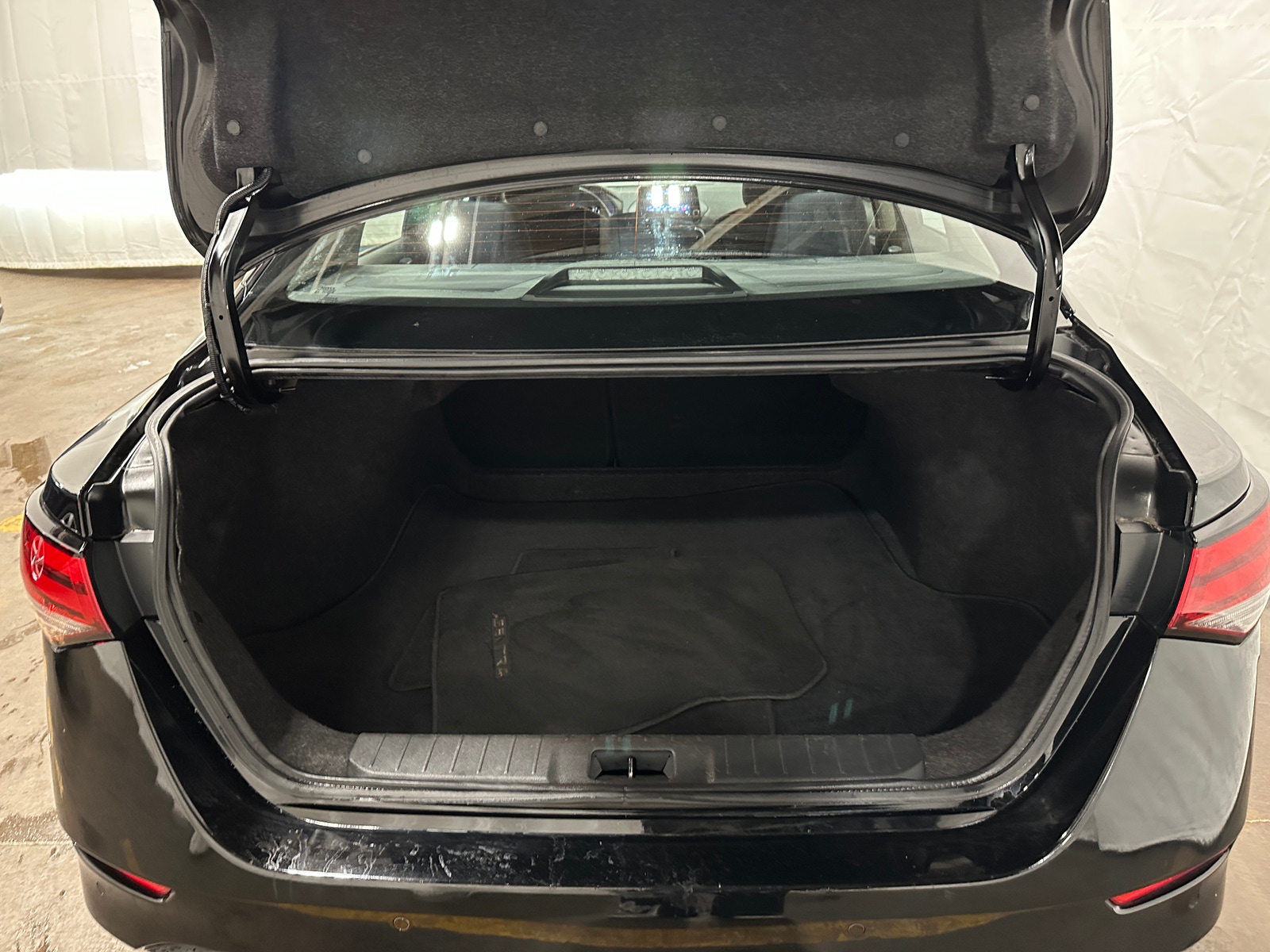 Thumbnail: 2023 Nissan Sentra - 7