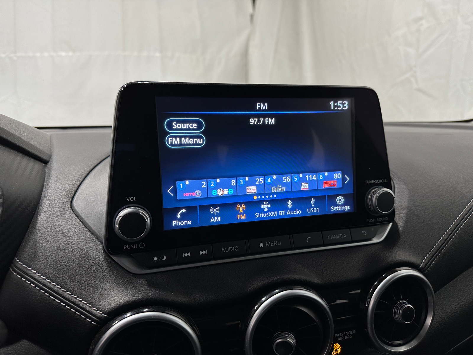 Thumbnail: 2023 Nissan Sentra - 4