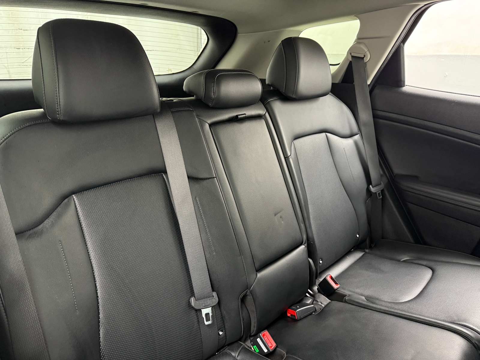 Thumbnail: 2023 Kia Sportage - 5