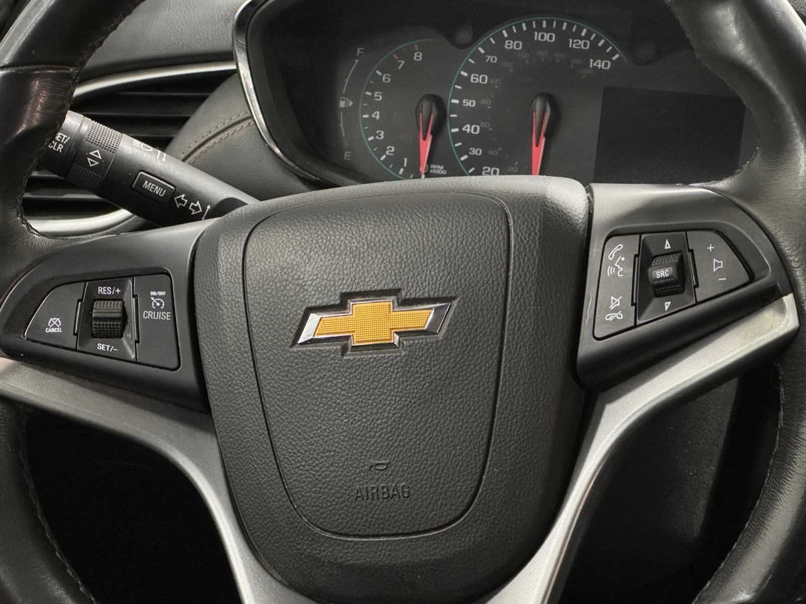 Thumbnail: 2017 Chevrolet Trax - 5