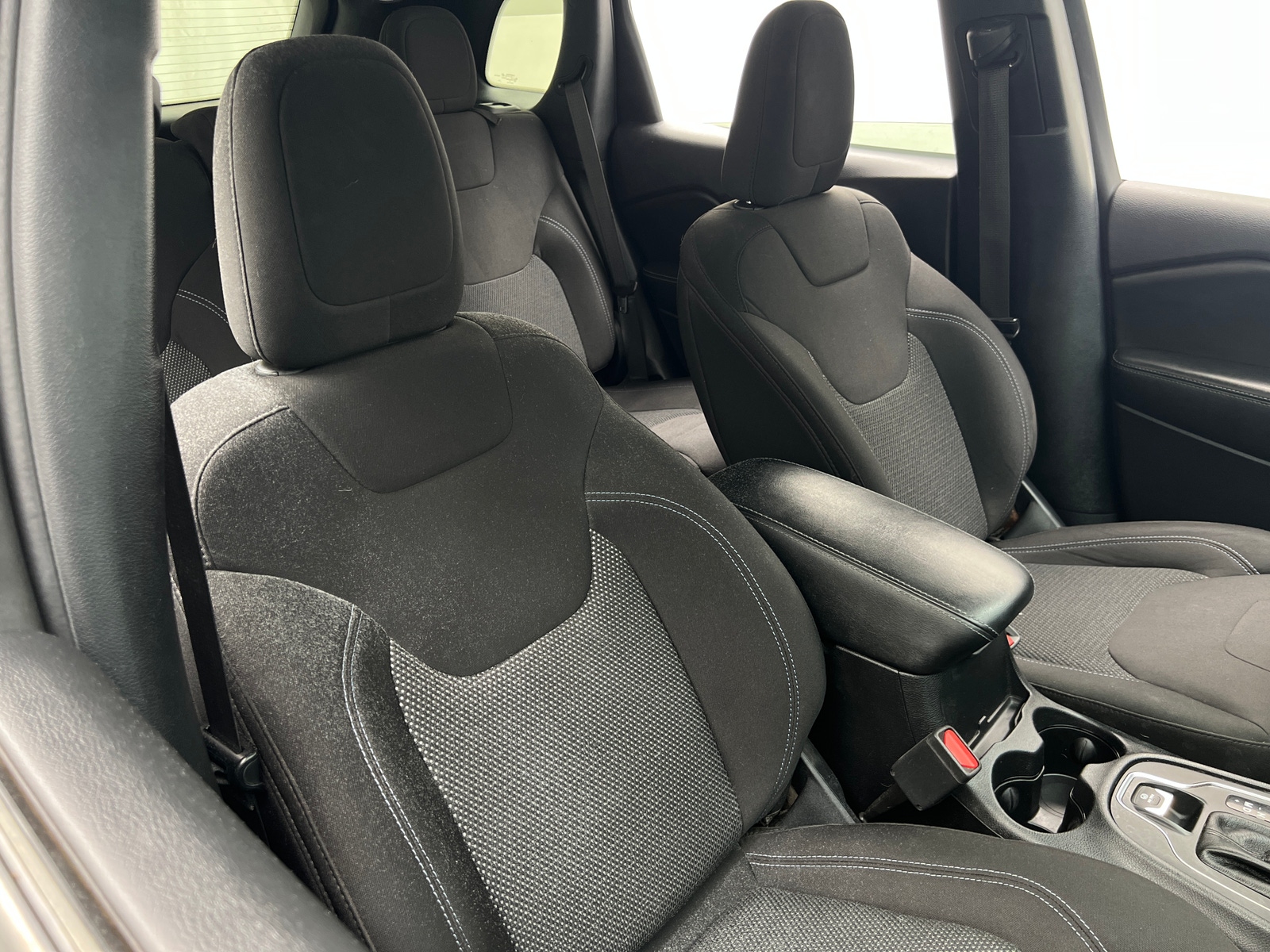 Thumbnail: 2020 Jeep Cherokee - 2