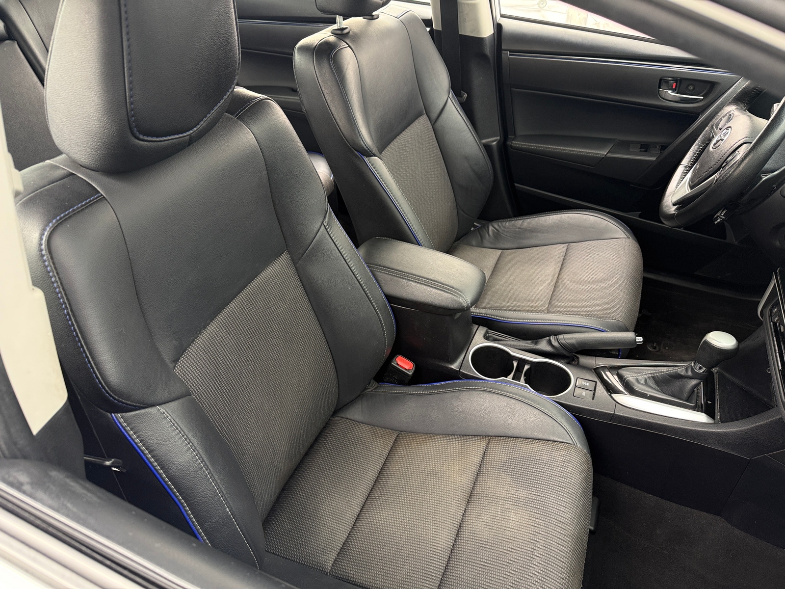 Thumbnail: 2019 Toyota Corolla - 2