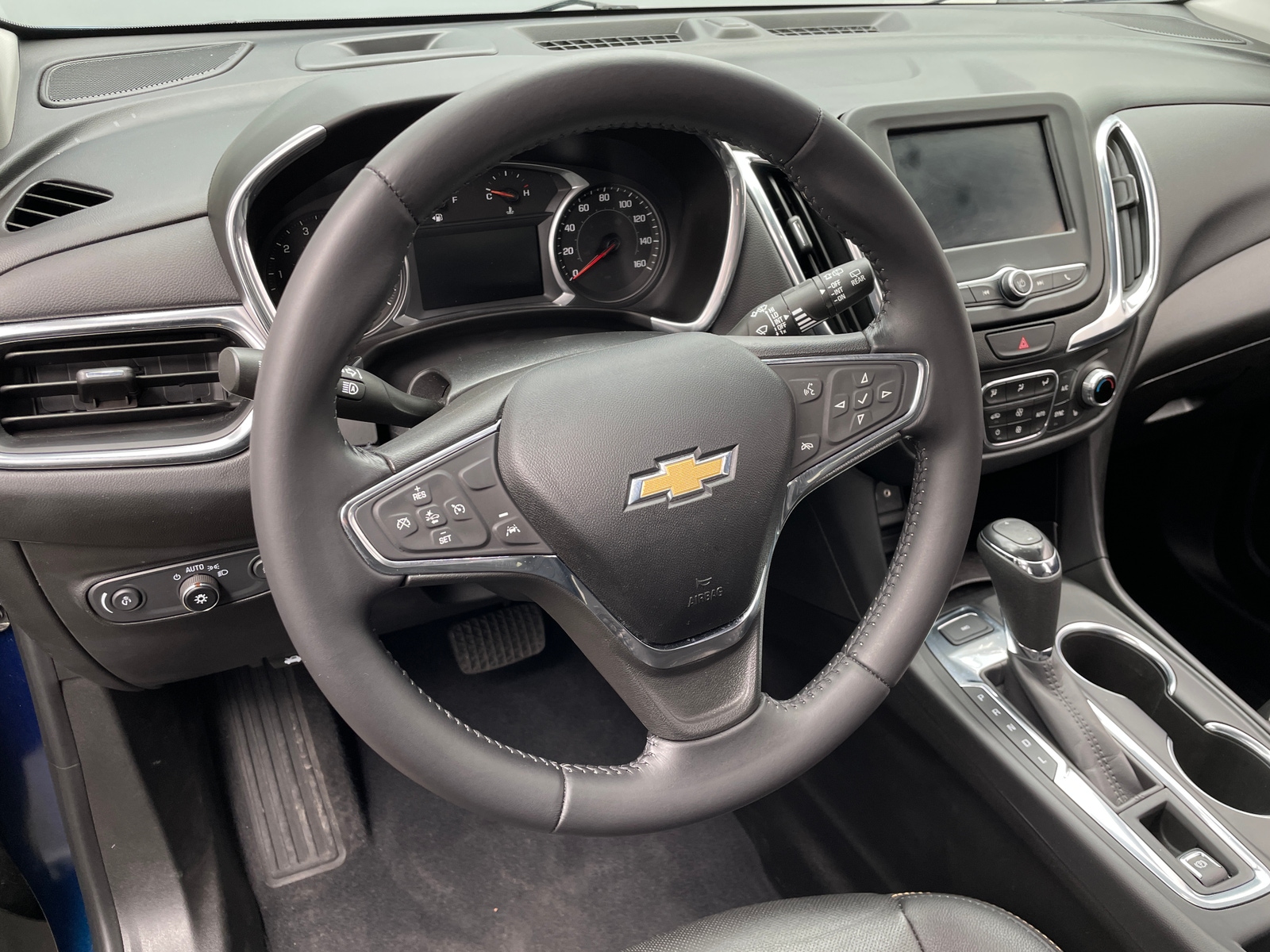 Thumbnail: 2021 Chevrolet Equinox - 4